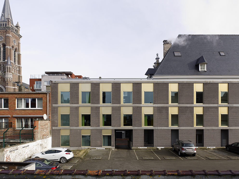 L2 V355754 958 992 744 3