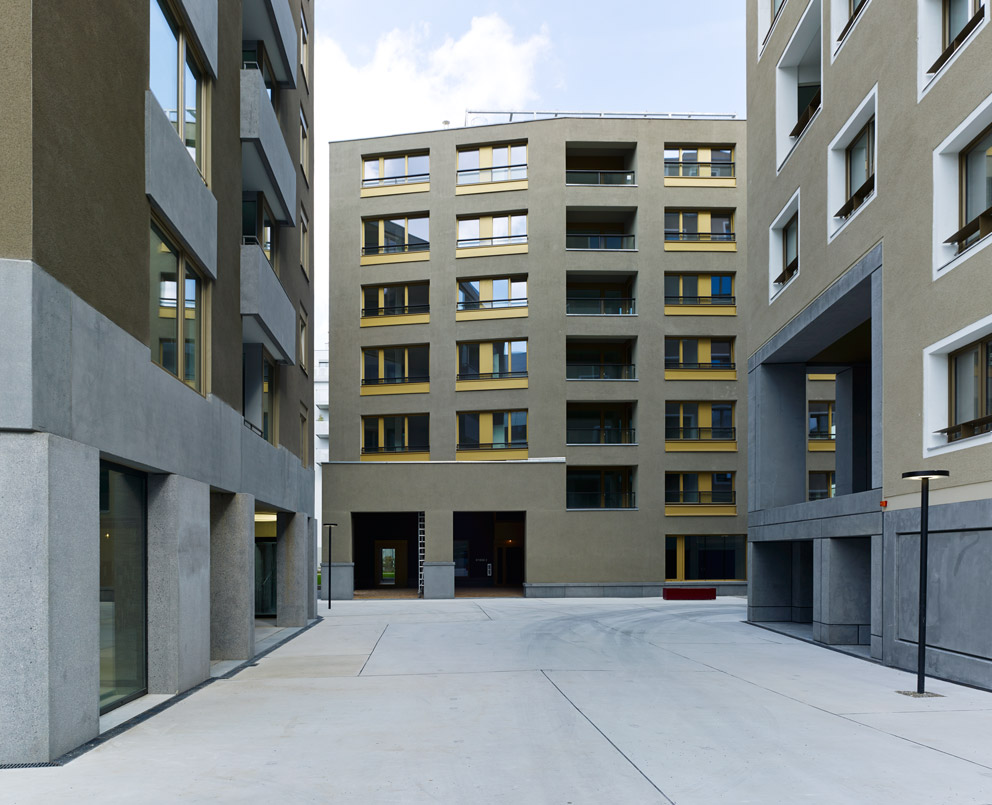 L2 V355754 958 992 805 5