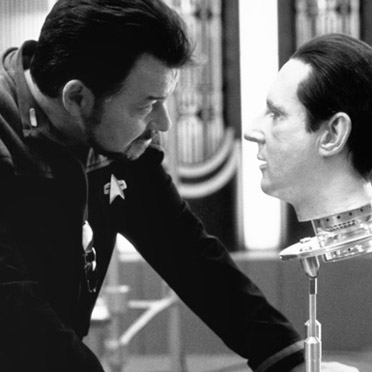/assets/articles/2014/replicants-cyborgs-and-digital-spirits/l2_v354584_1200_372_372-6.jpg