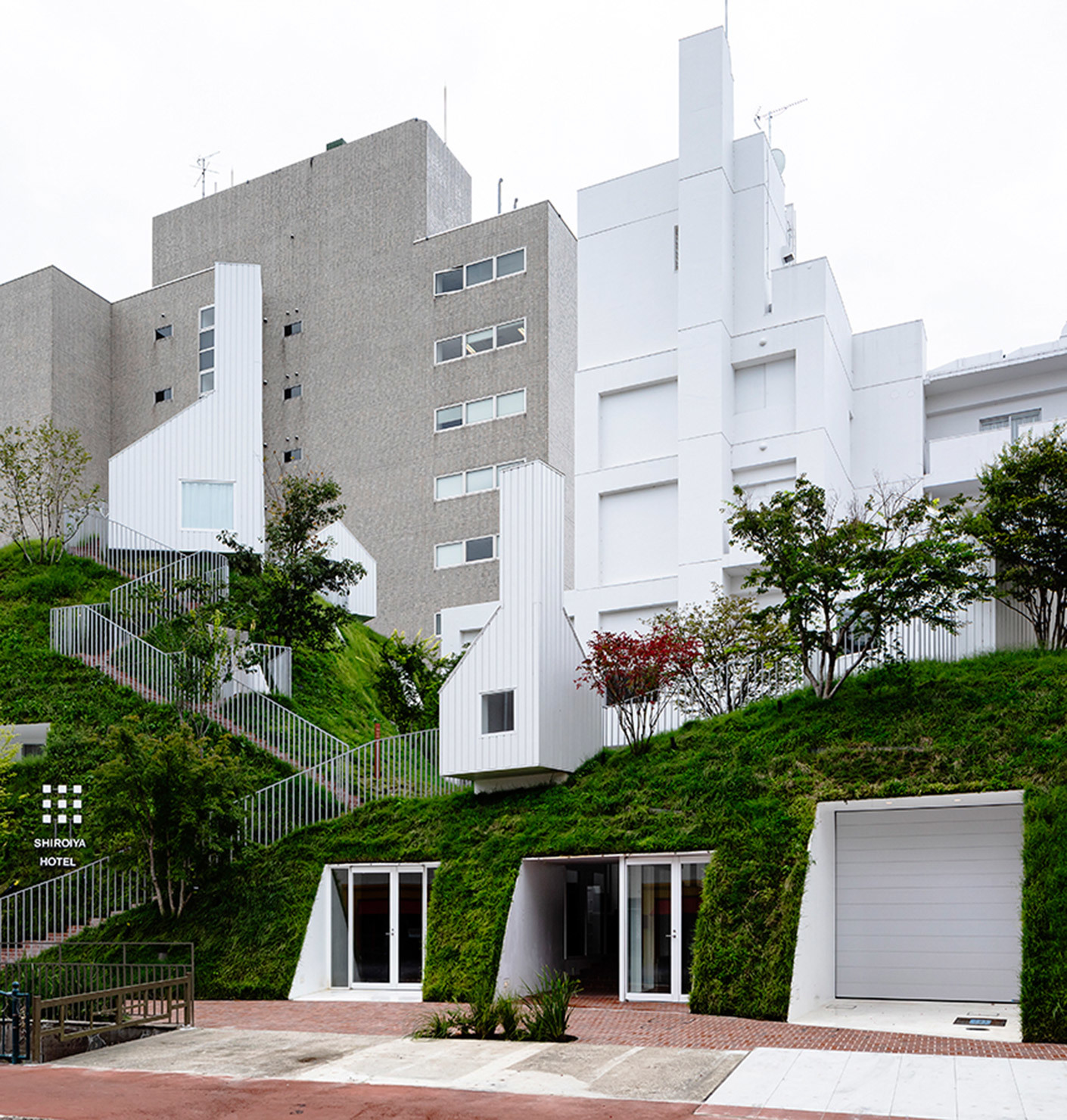 Shiroiya Hotel in Japan: Duet of construction and conversion 