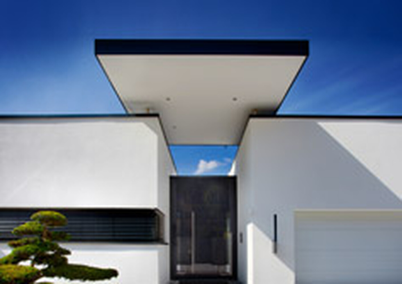 The MacGyver for the intelligent house