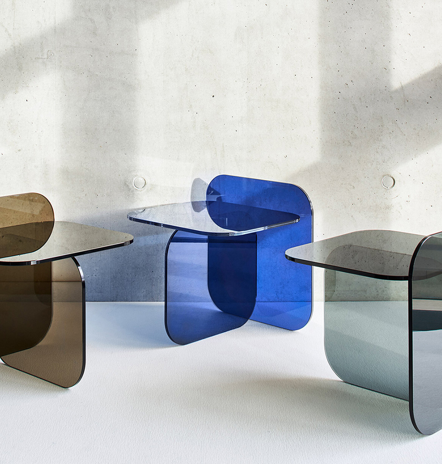 ClassiCon 2021: SOL SIDE TABLE