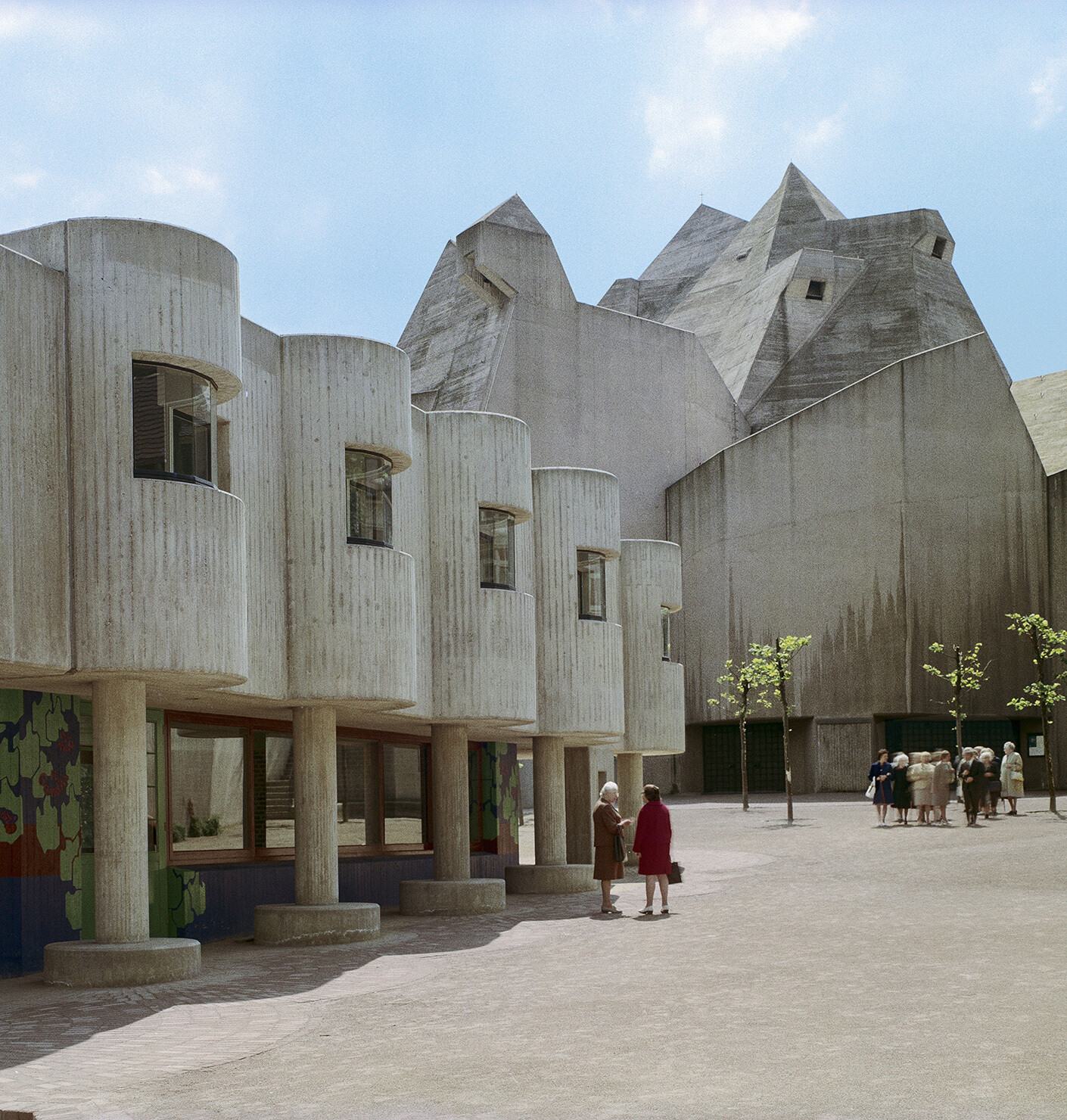 Pop und Stadtraum unter schwerem Beton