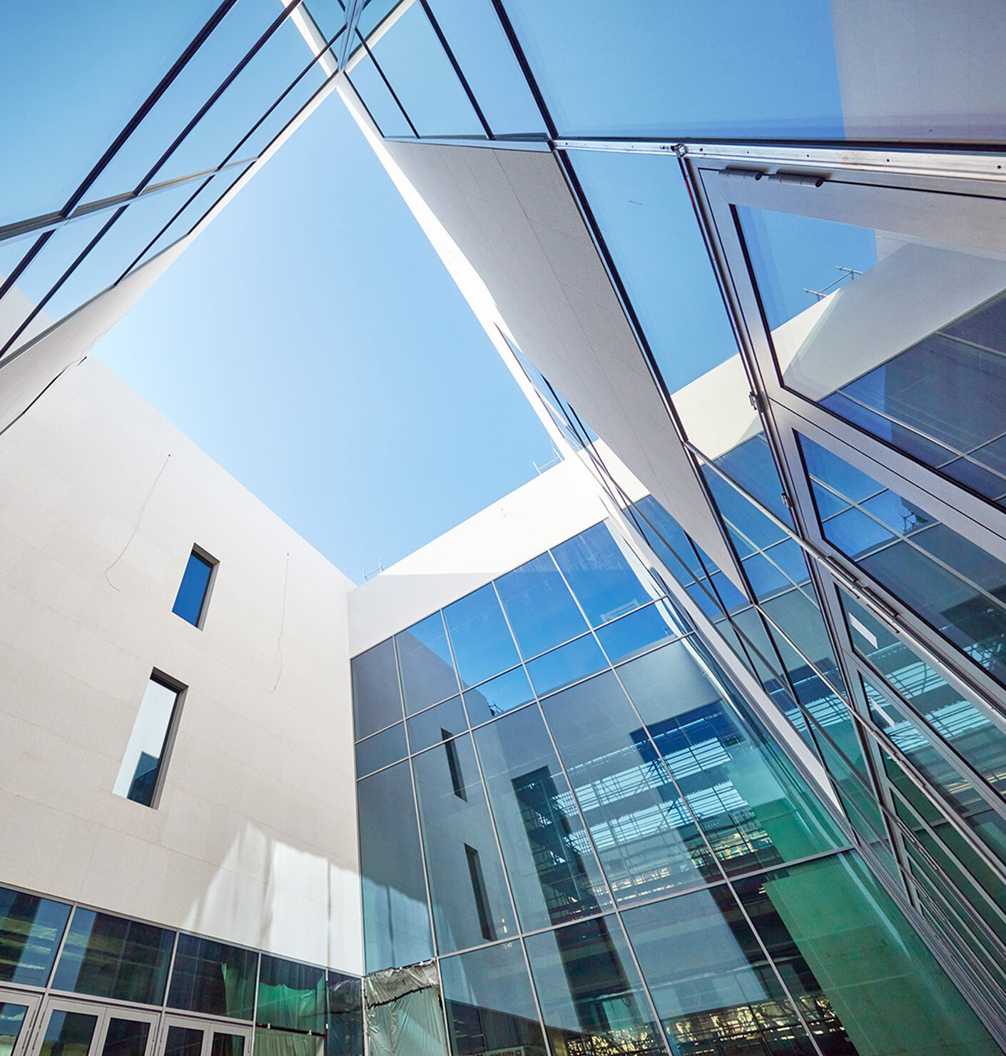 Architecture That Keeps Your Eyes Wide Open