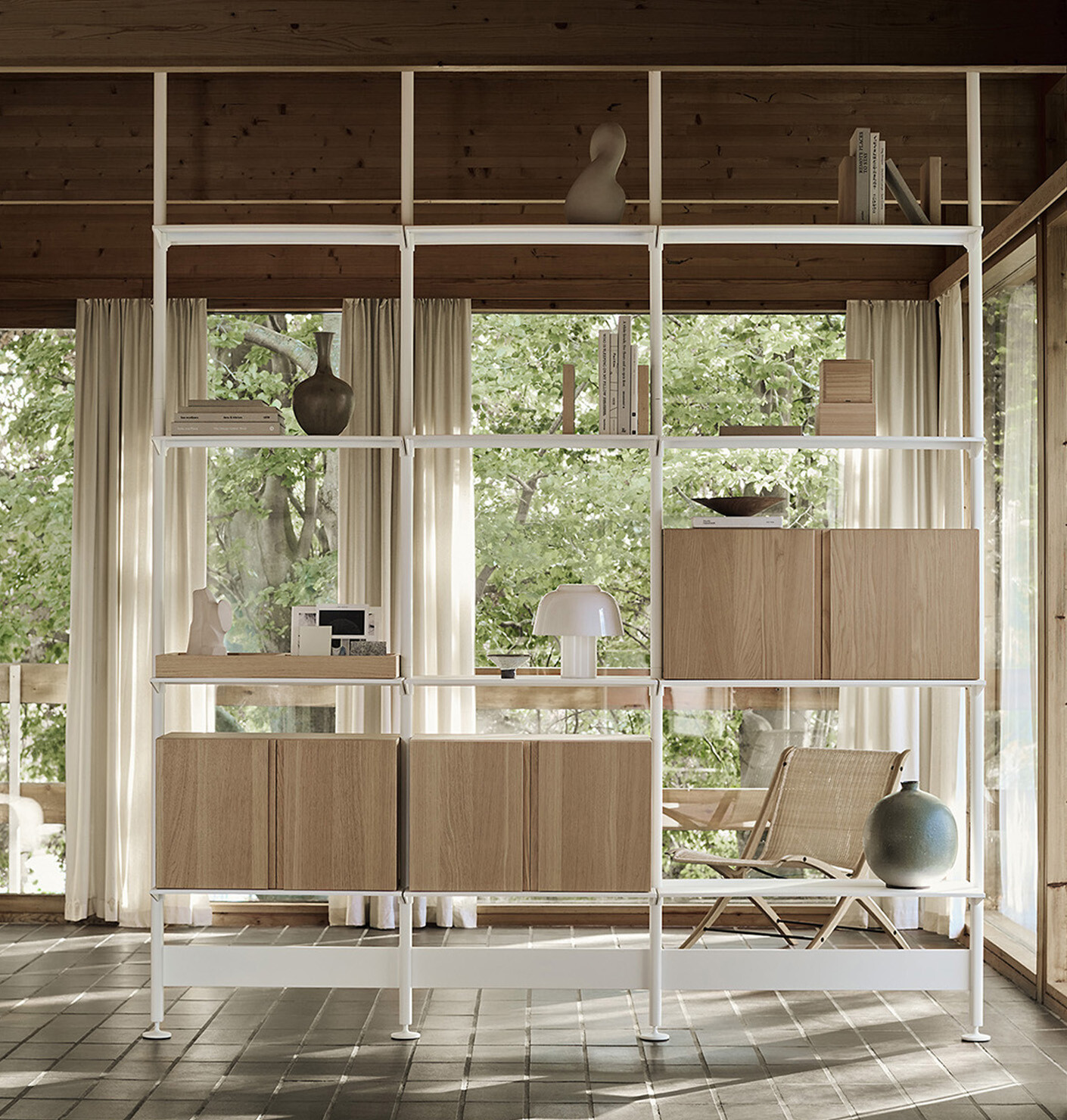 String Furniture 2023: PIRA G2