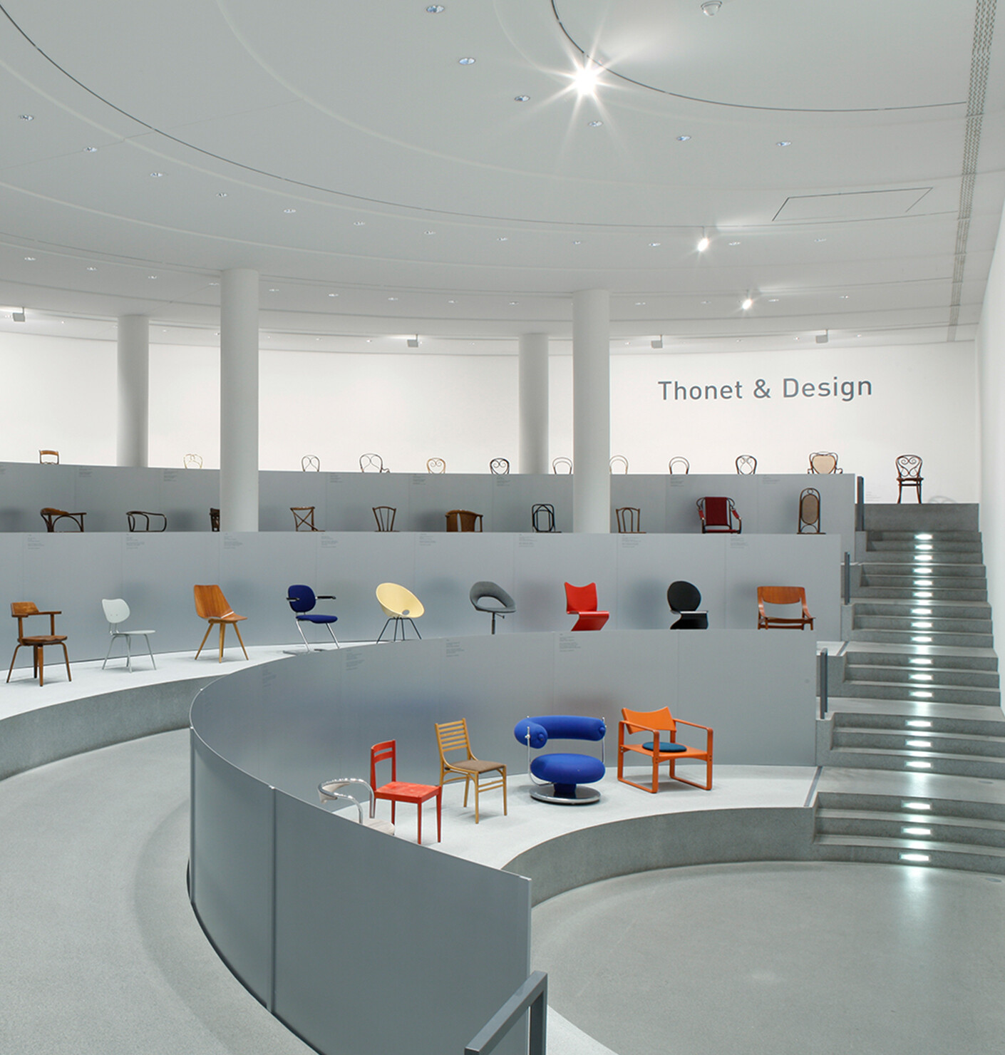 An extremely vibrant monument 