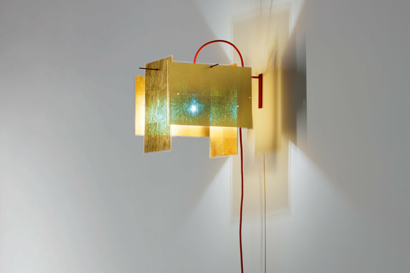 24 Karat Blau wall lamp