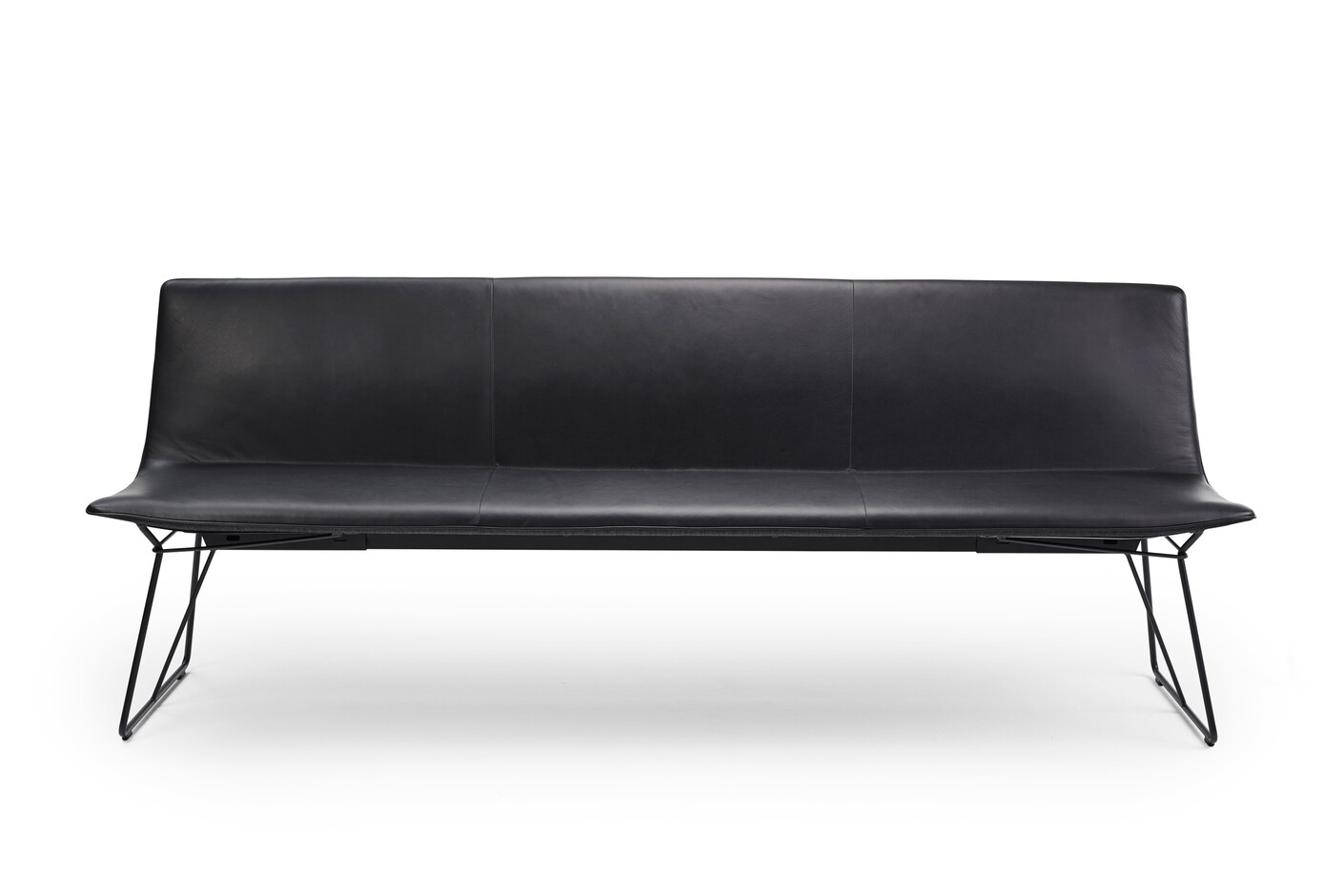 Amelie Bench mit Drahtgestell