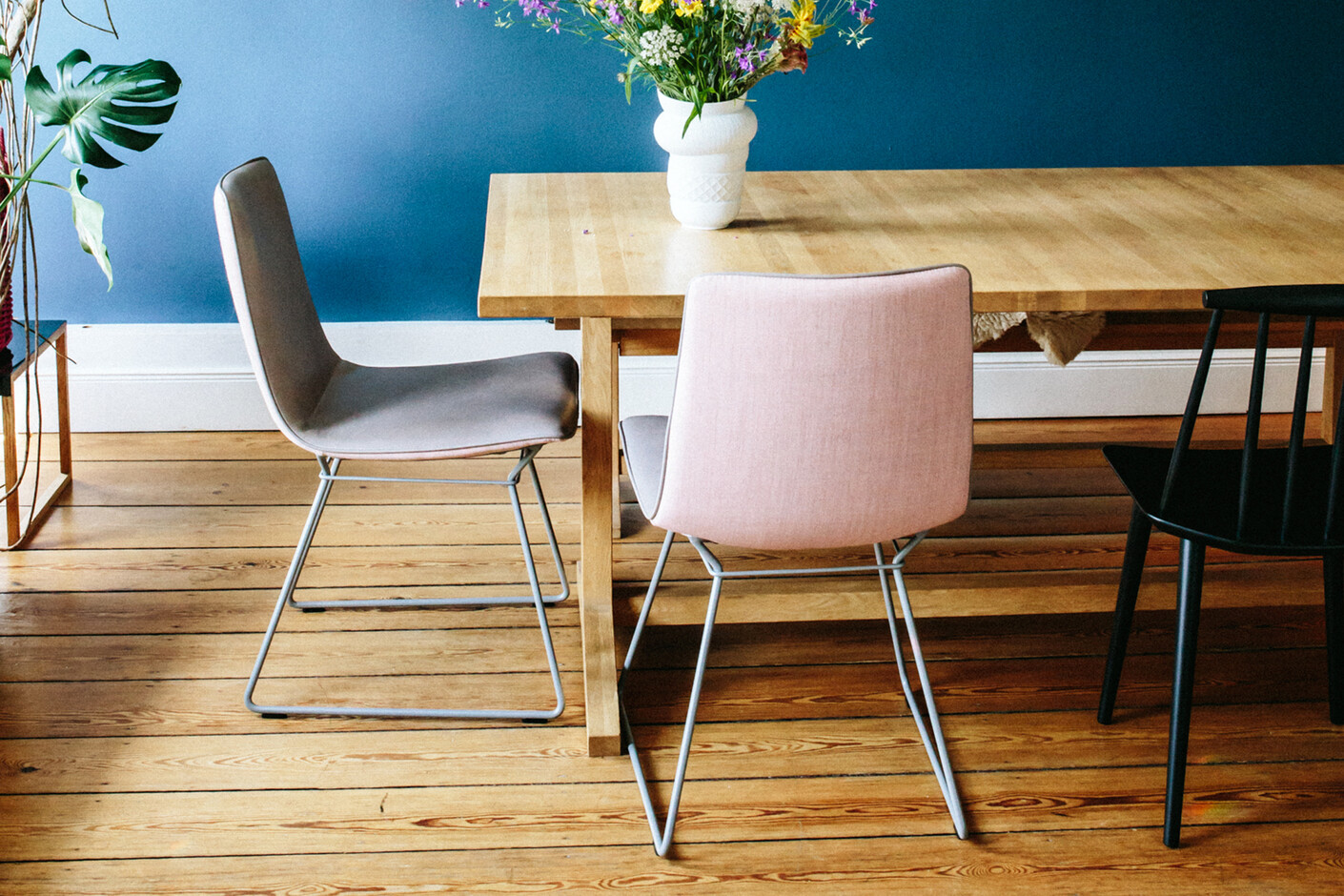 Amelie with wire frame