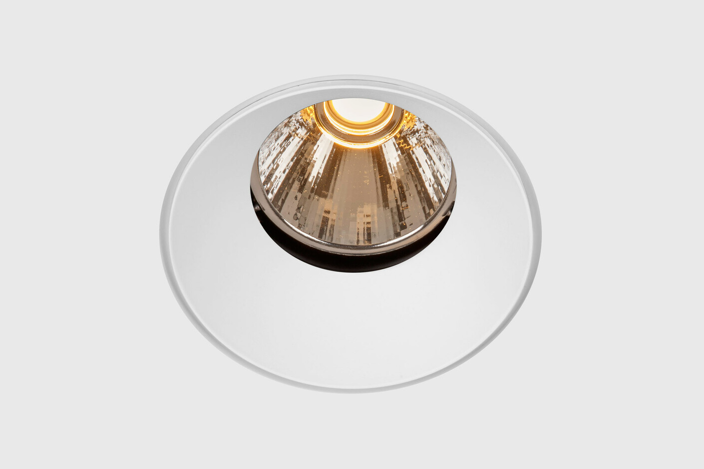 Aplis in-Line 120 downlight