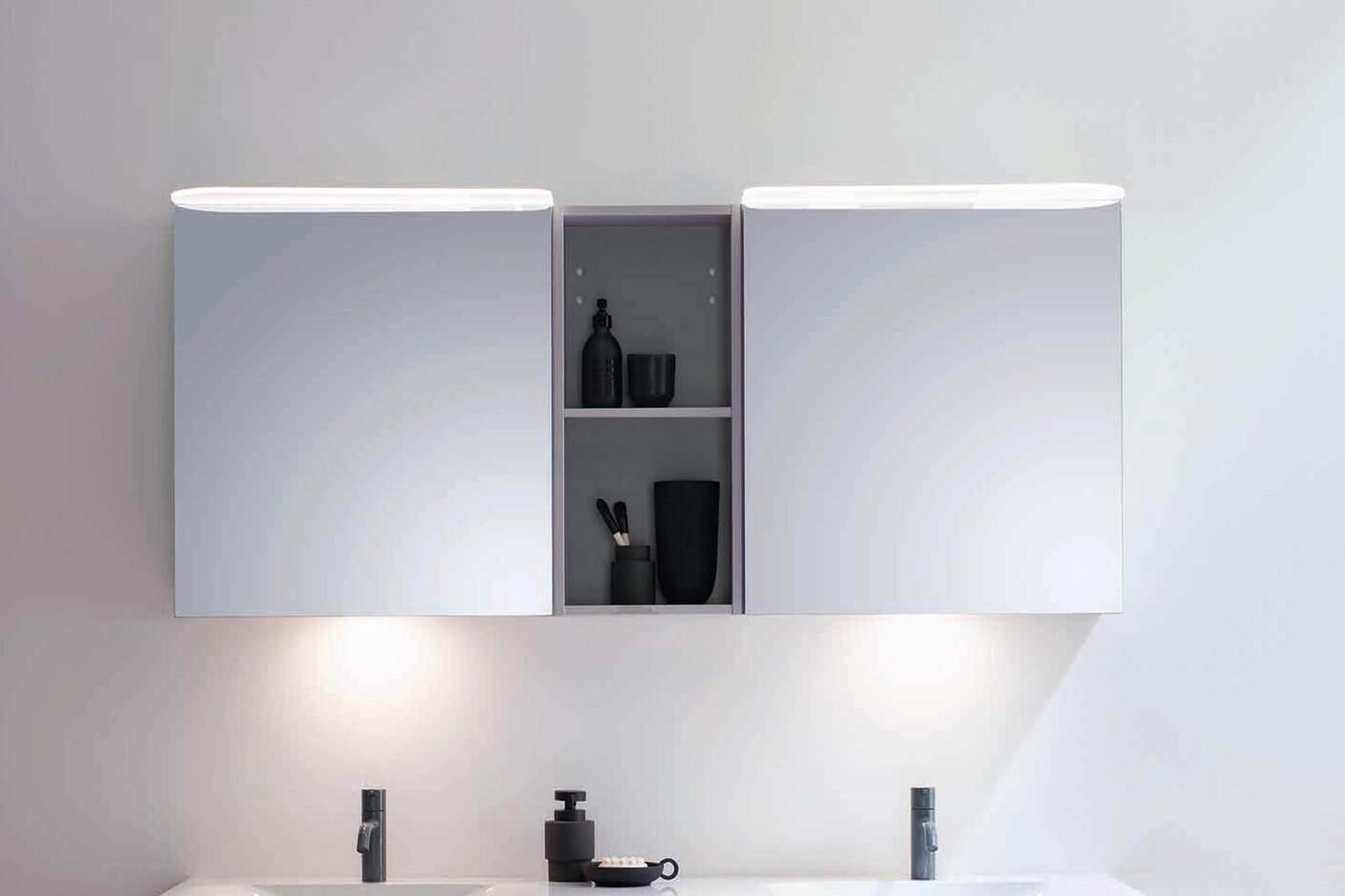 Badu mirror cabinets