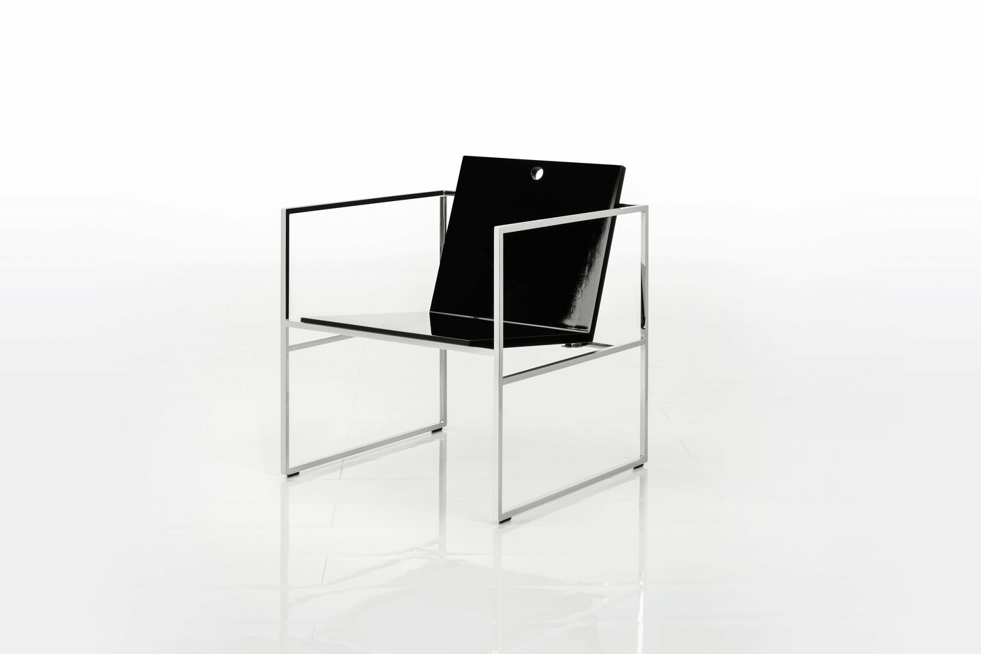 Grace armchair