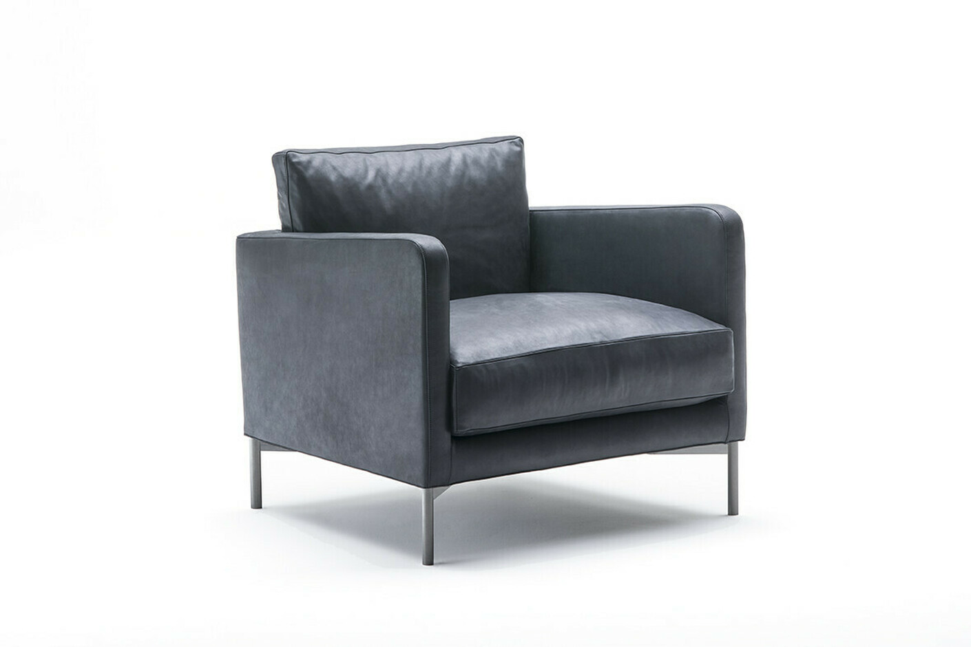 Dumas armchair