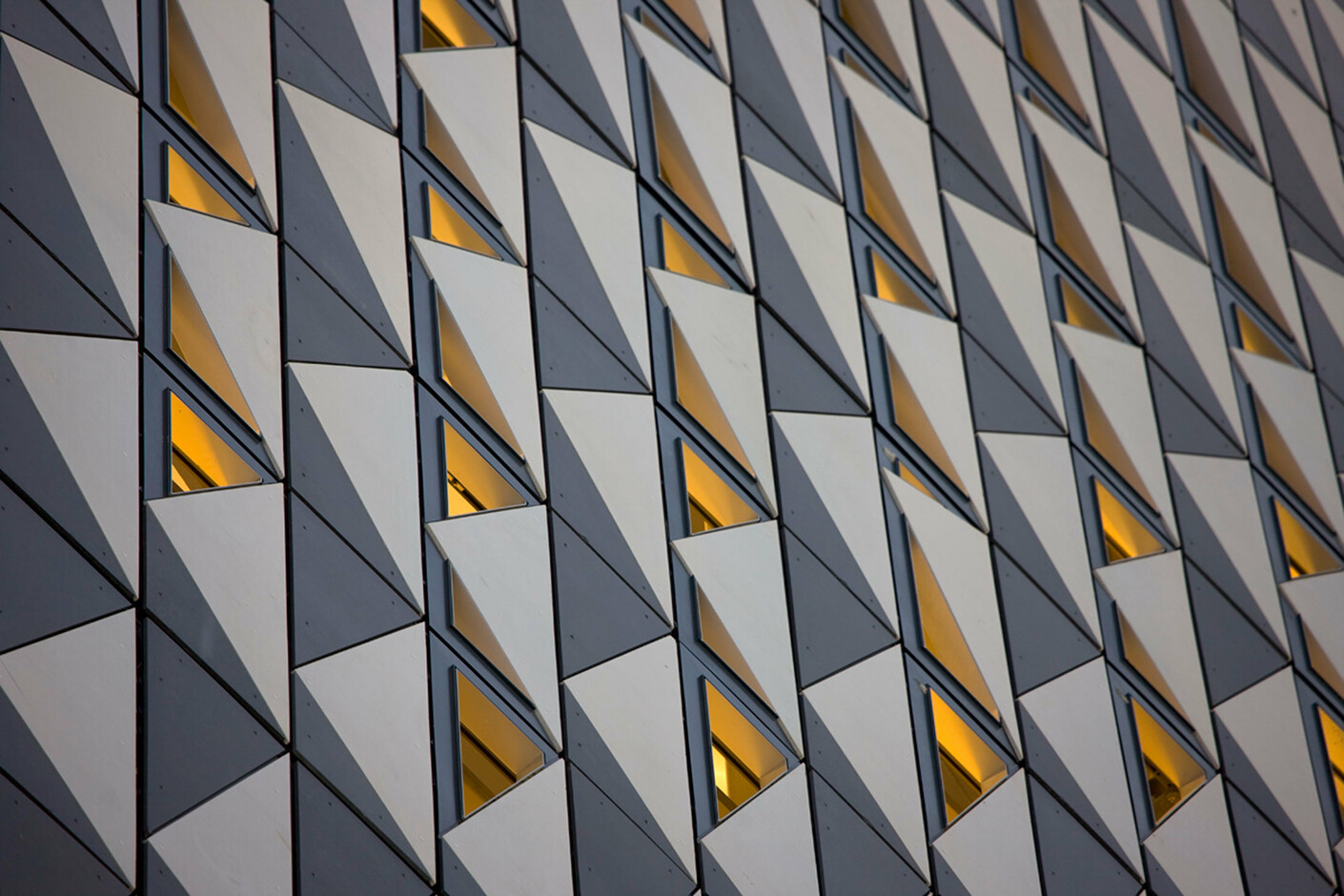 concrete skin, Zaragoza Bridge Pavillon