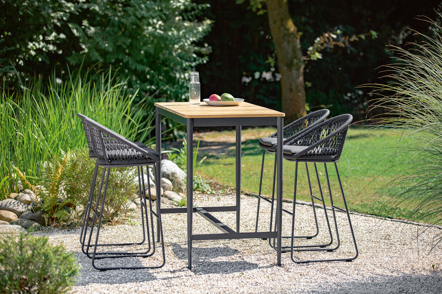 KUTA bar stool