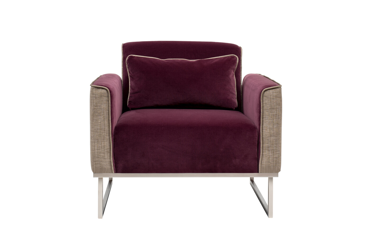 GP02 ARMCHAIR