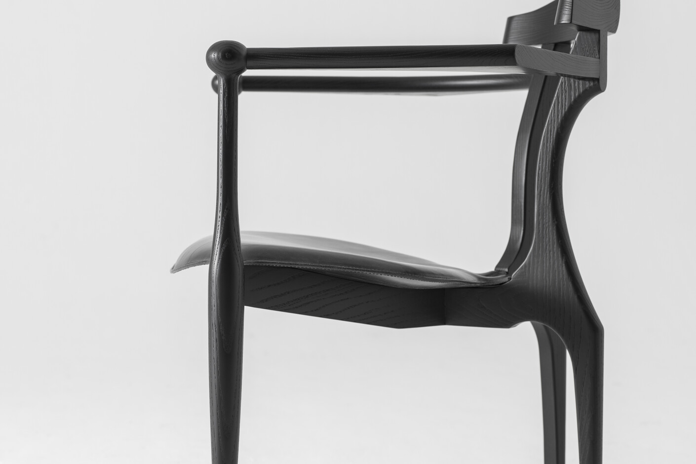 Gaulino easy chair