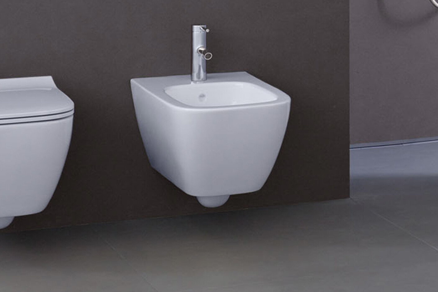 Smyle wall-mounted bidet