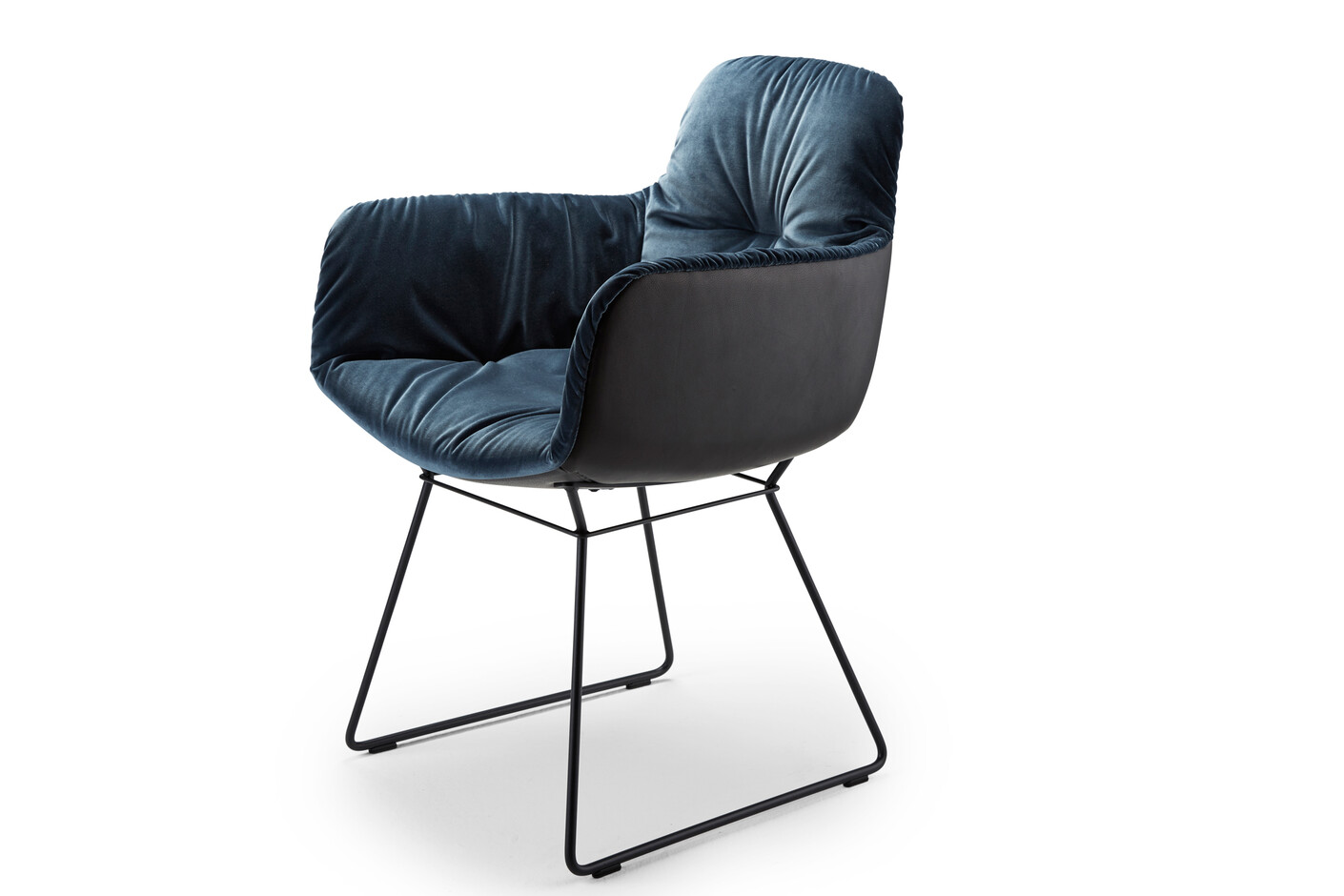 Leya Armchair High mit Drahtgestell