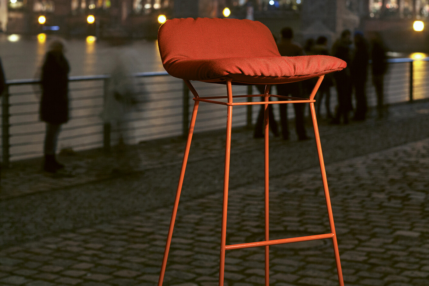 Leya barstool low