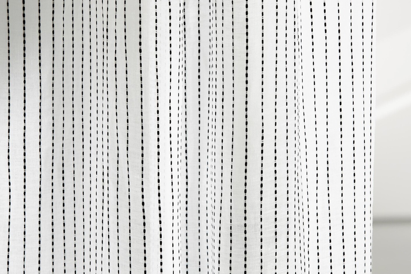P 6853 C0023 W30 High
