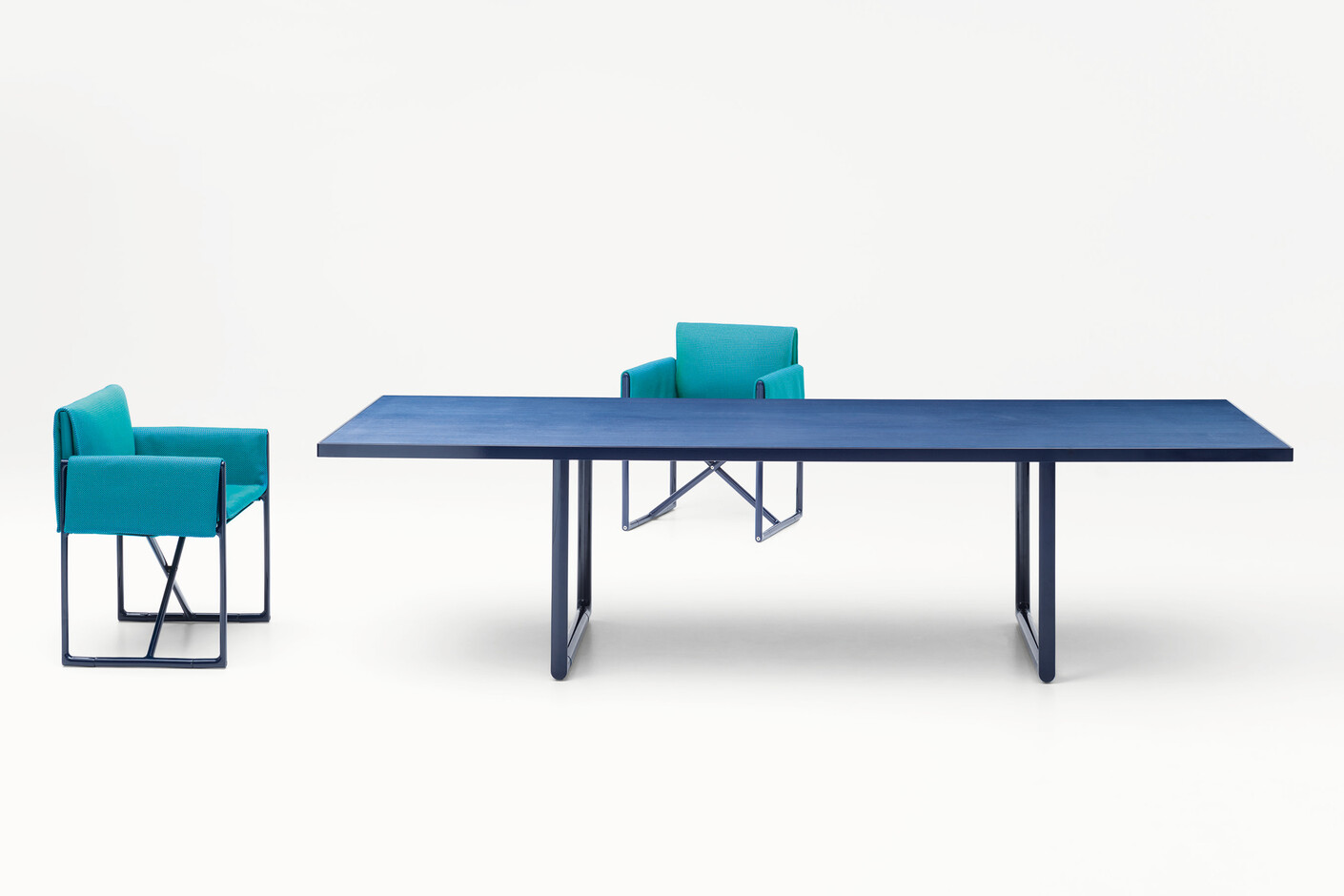 Portofino dining table