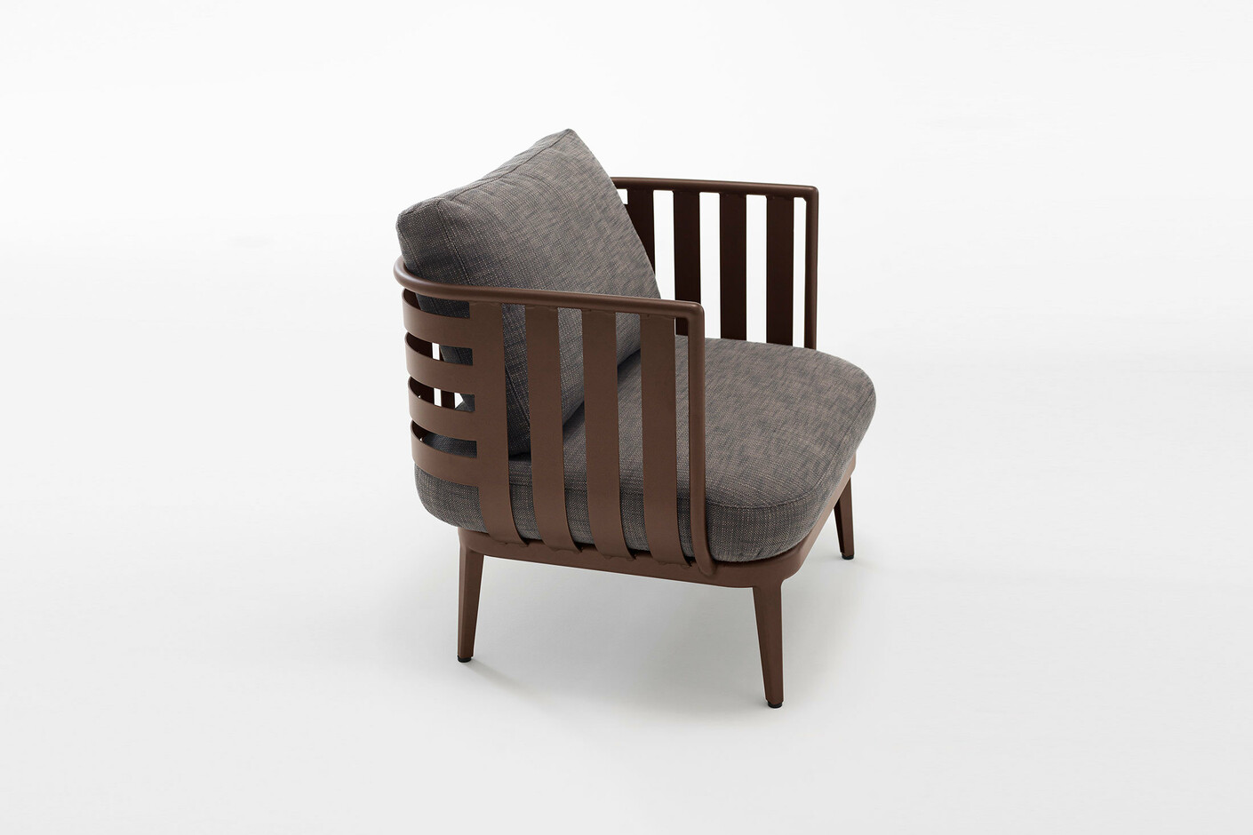 THEA armchair