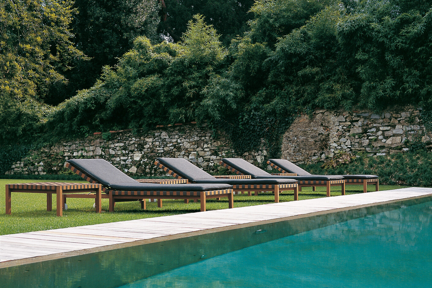 Sunloungers & recliners