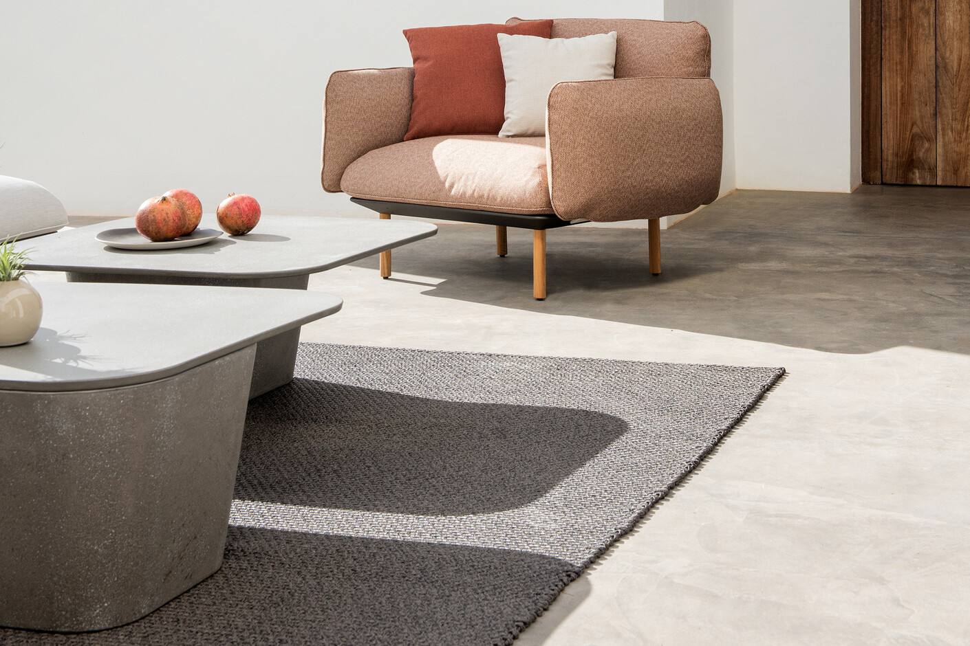 Tao coffee table