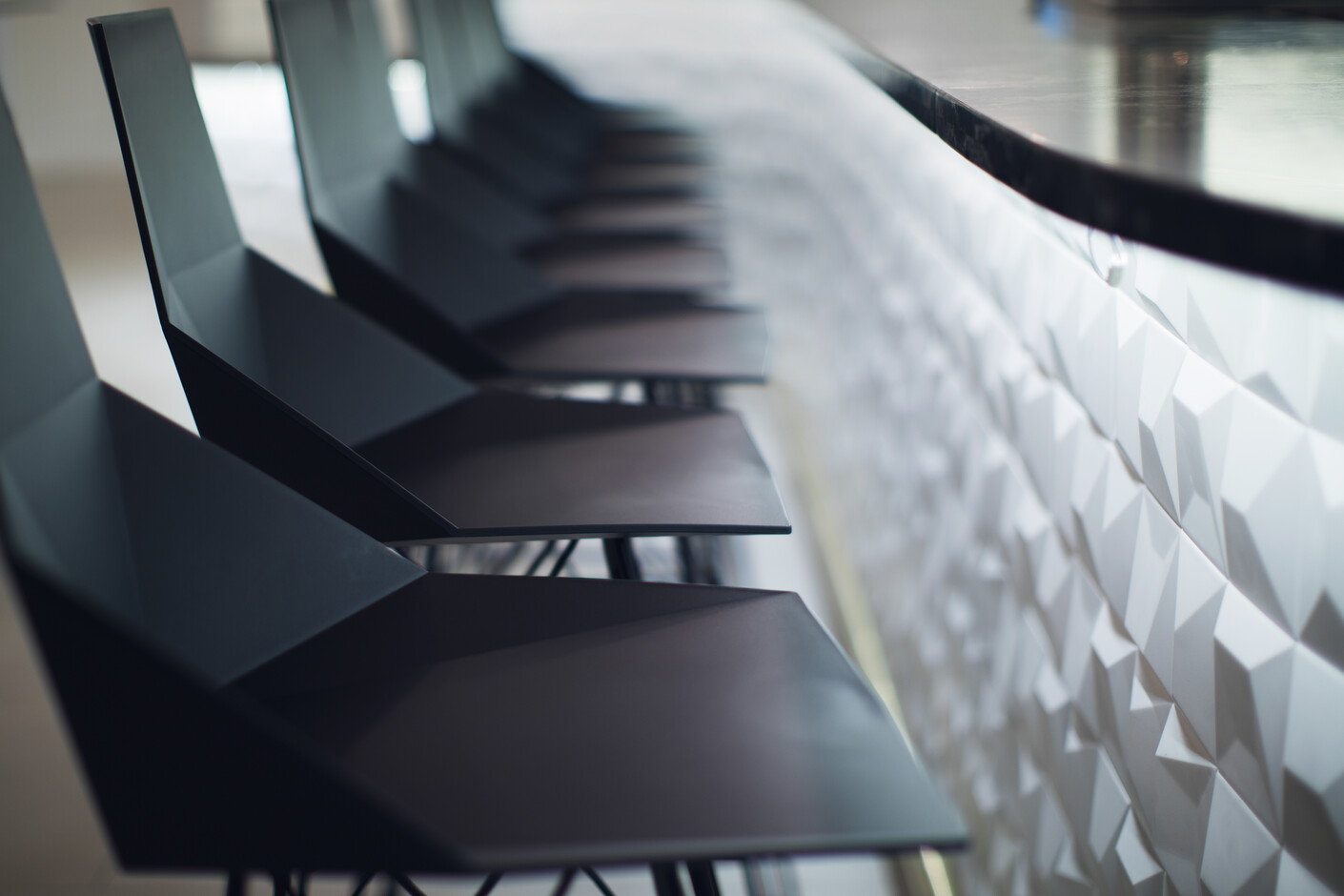 FAZ Barhocker mit Armlehnen