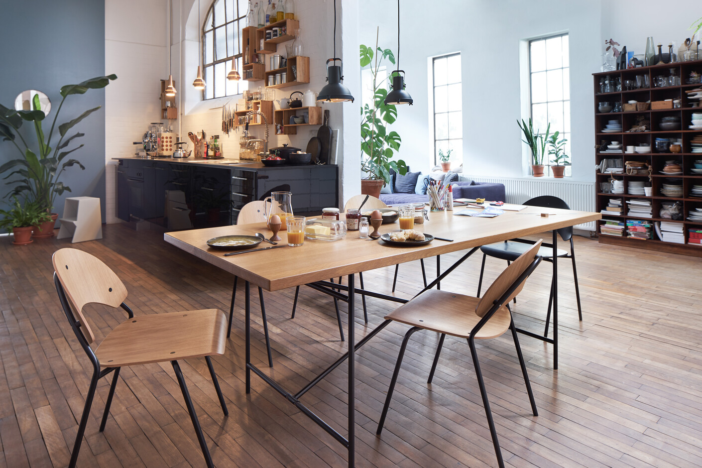 EIERMANN 2 DINING TABLE