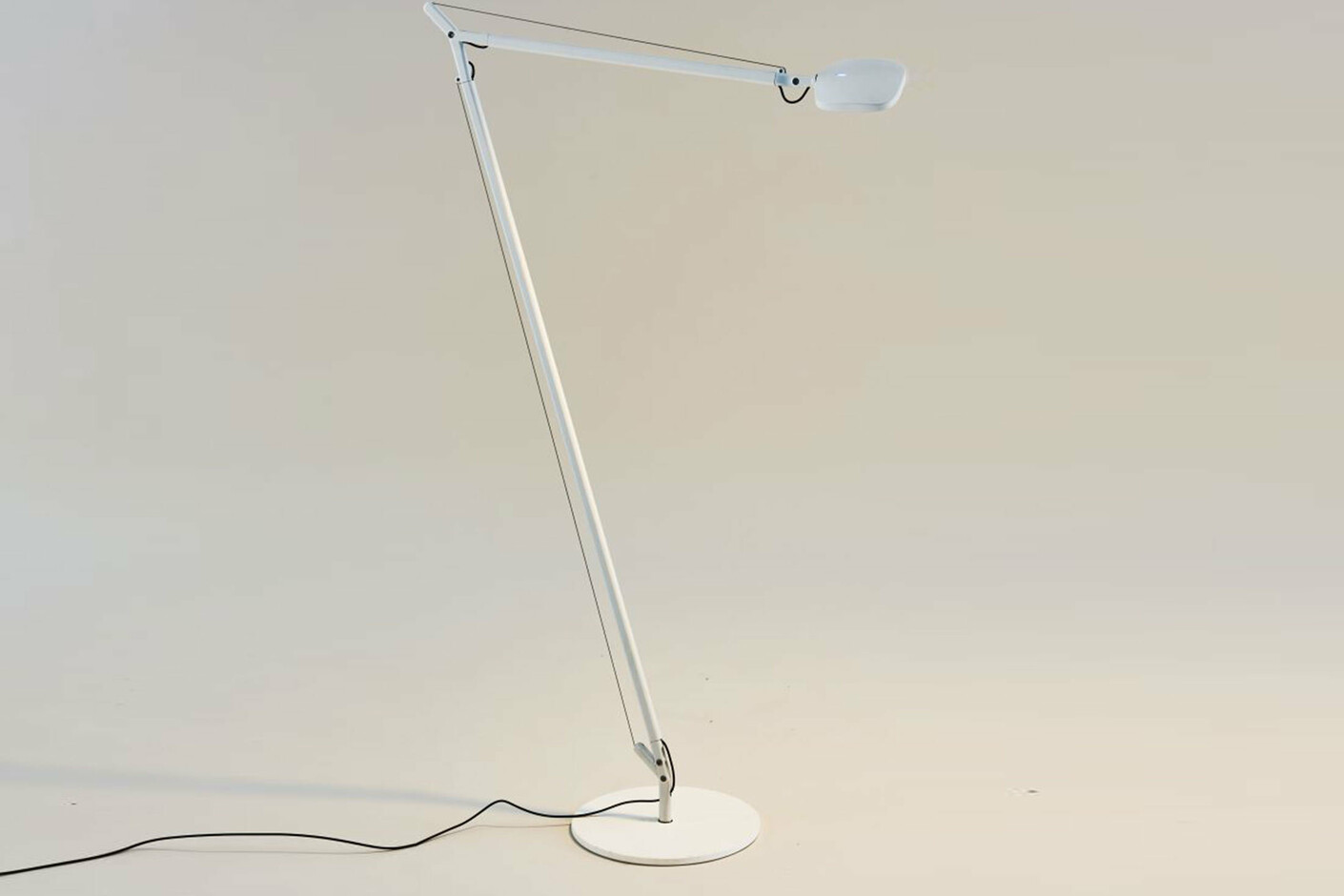 Volée floor lamp