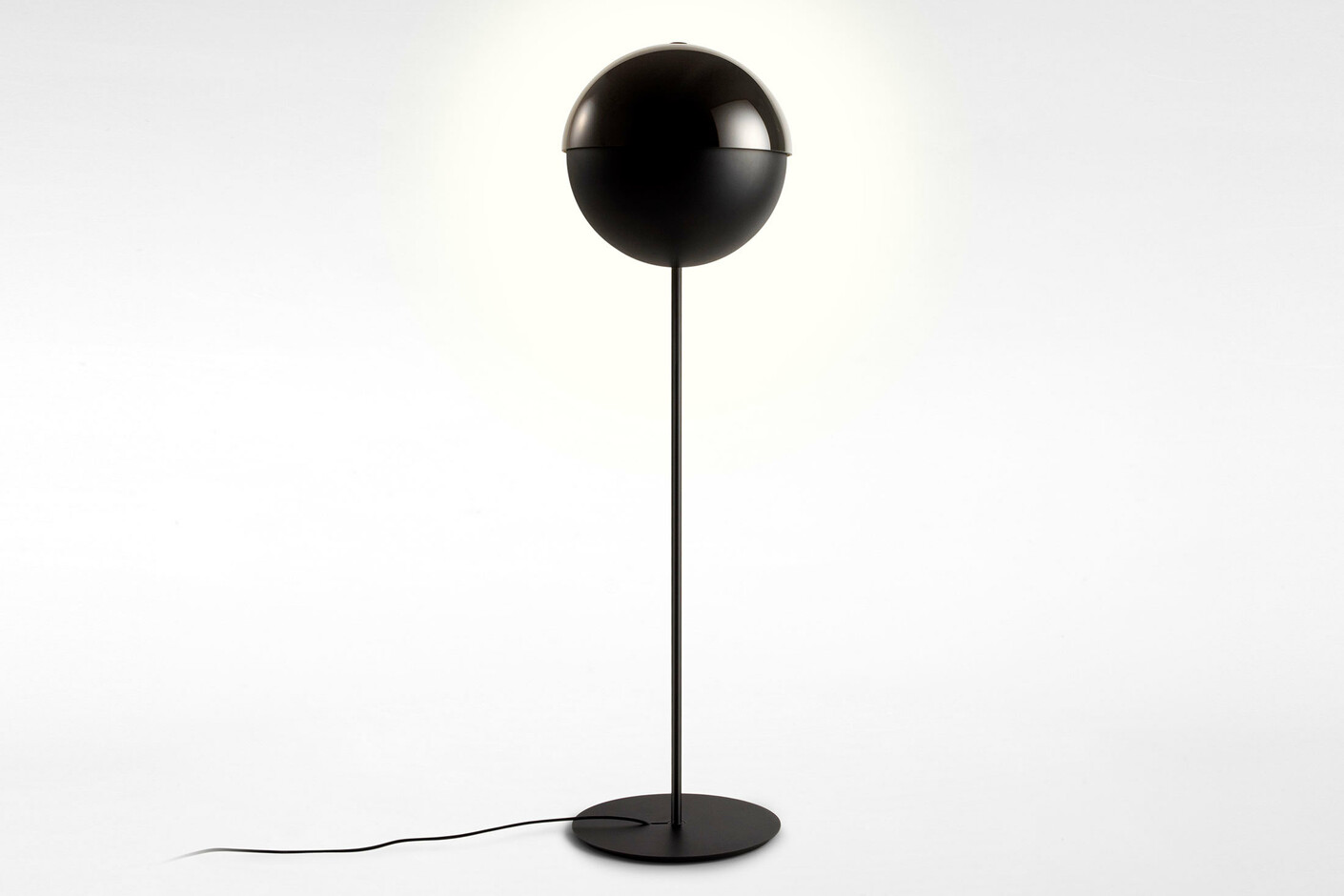 Theia floor lamp