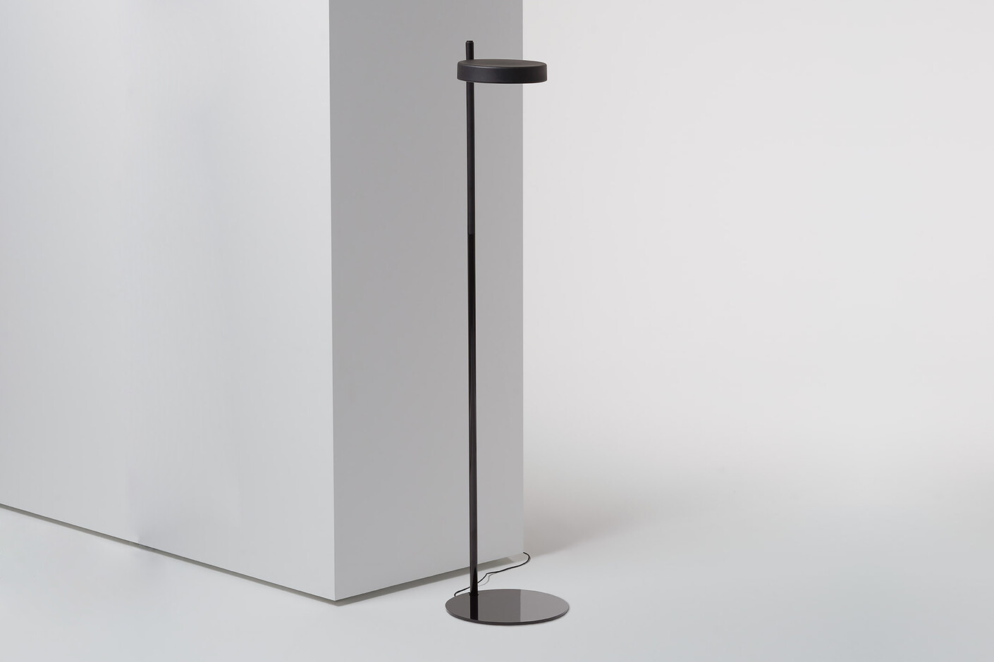 w182 pastille floor lamp