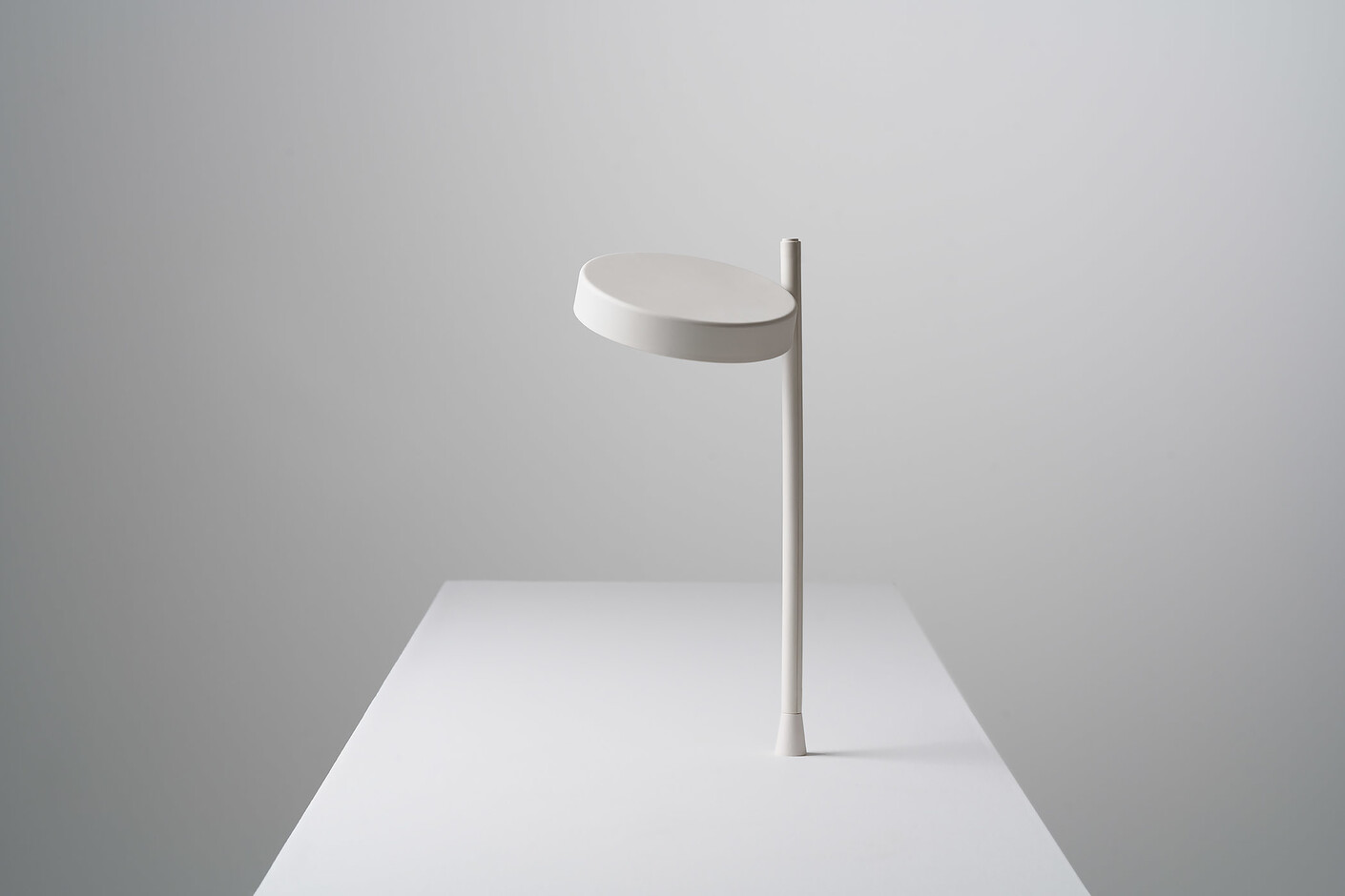 w182 pastille table lamp