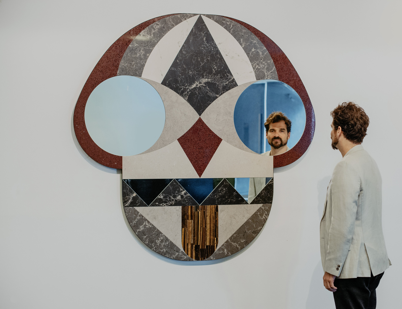 Auf der Interior Design Show in Toronto erstmals präsentiert: Das Projekt „Stone Age Folk“ von Jaime Hayon in Kooperation mit Caesarstone.
