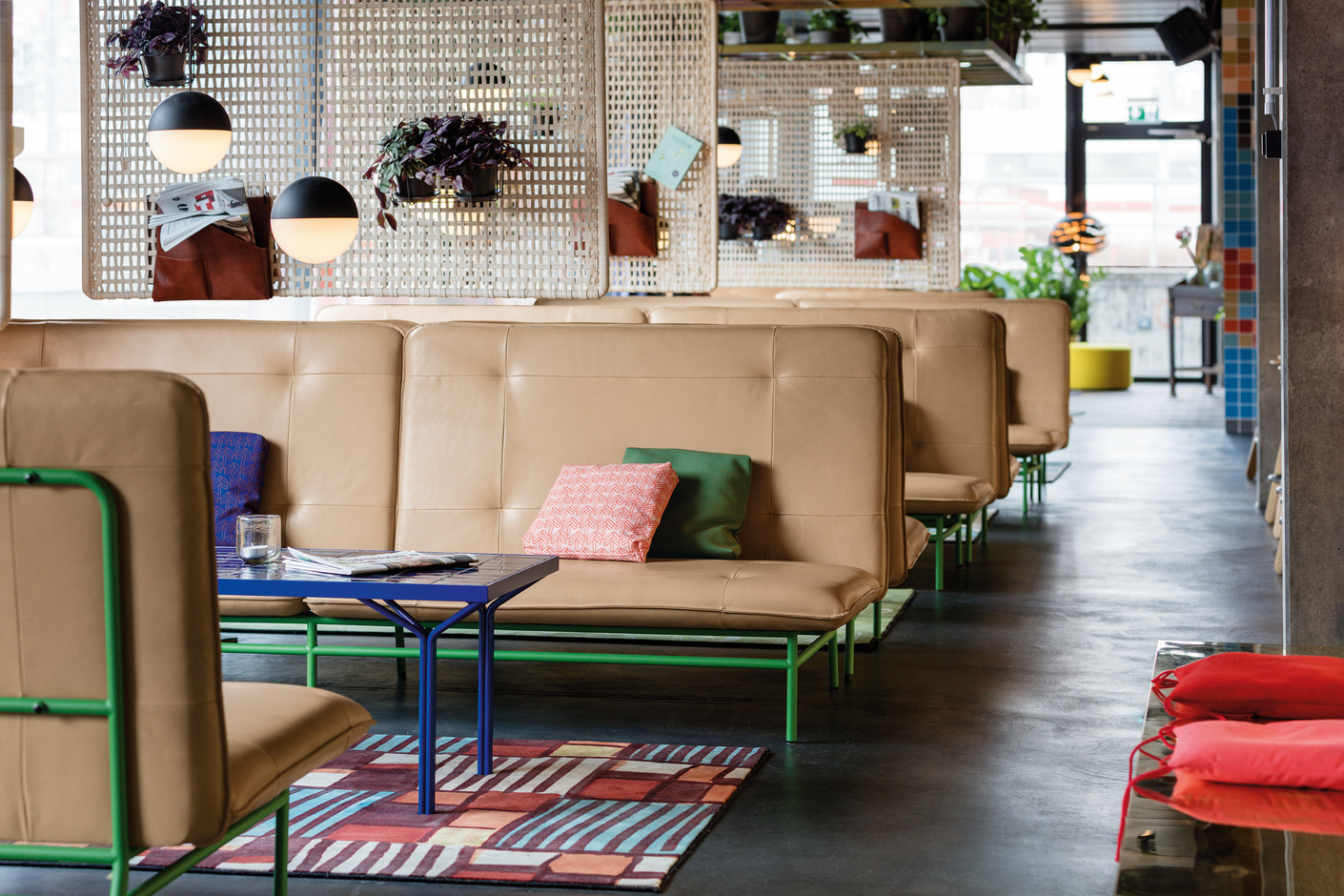 Sitzmöbel von Werner Aisslinger und Rolf Benz in 25hours Hotel Zürich Langstrasse