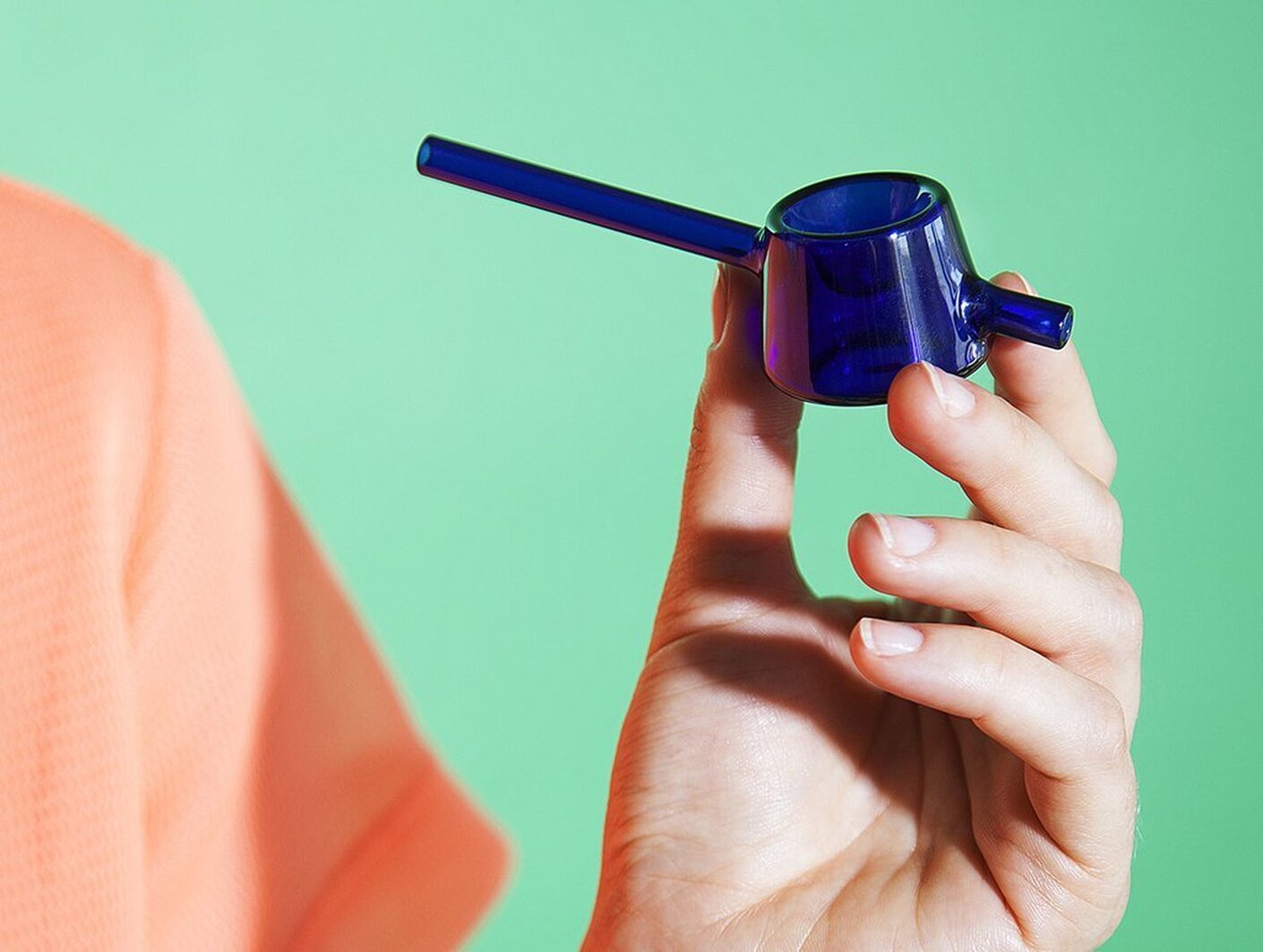 The "Balance Pipe" by Designer Jamie Wolfond offers Tetra in its online shop.