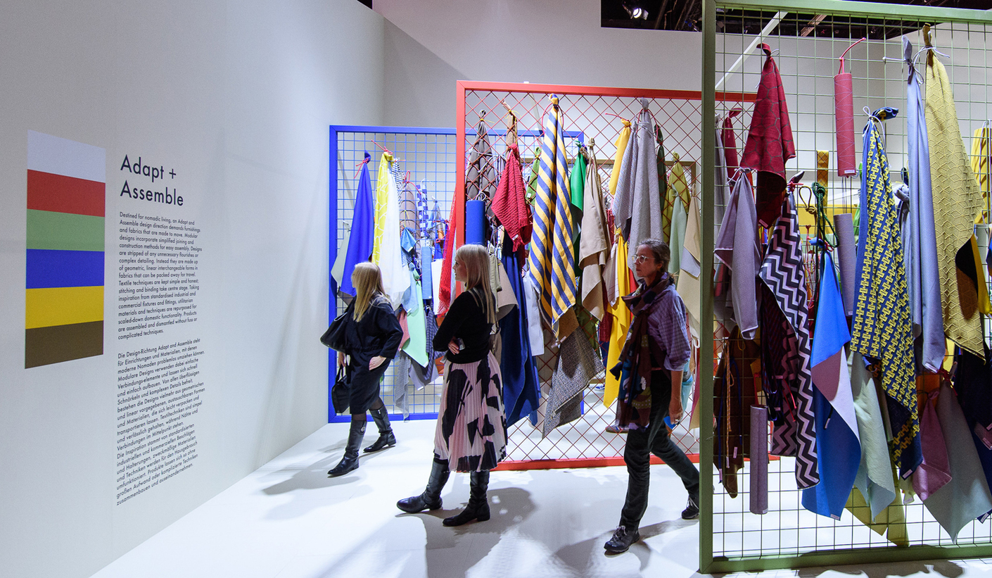Robust companions for modern nomads: Materials without frills and complex details in the trend section “Adapt and Assemble”.