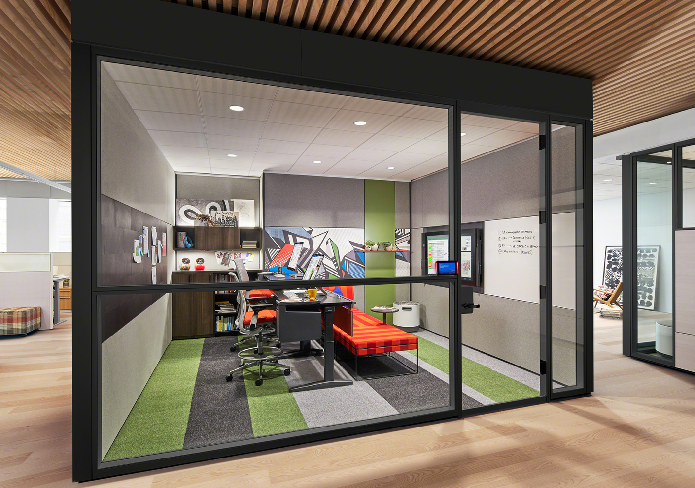 Das "Duo Studio", der "Raum für die Arbeit zu zweit", lässt auch Möglichkeiten für Pausen und den kreativen Austausch in wohnlicher Atmosphäre.