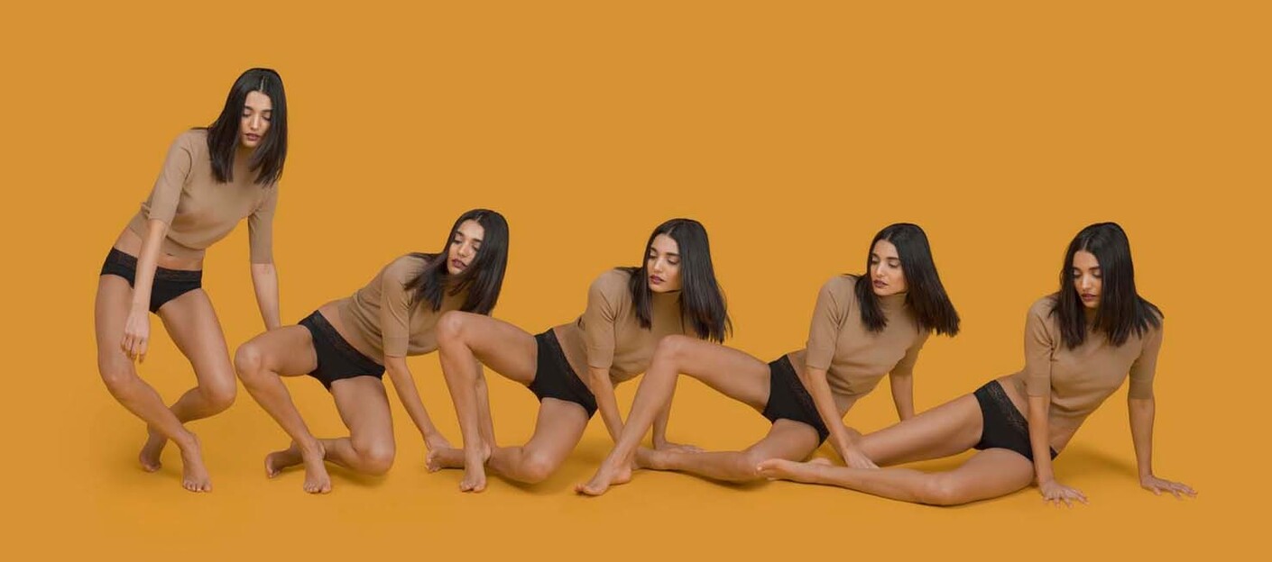 Die Thinx-Kampagne wurde 2016 in den U-Bahnen von New York City gezeigt und spiegelt auf abstrakte Weise die Phasen der Periode und ihren Einfluss auf den Körper.