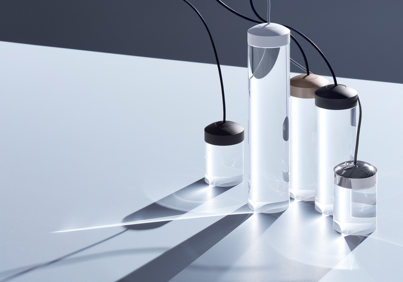 Individual combinations are possible with the aid of different cylinder sizes and different finishes of the frame such as aluminium, bronze or gold.