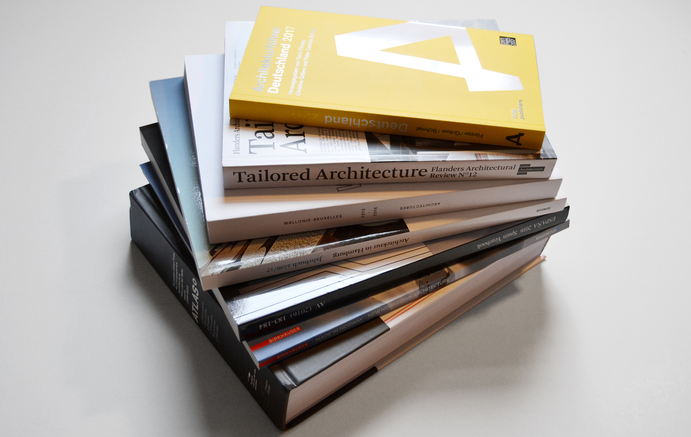 Lässt sich aus einer Handvoll Jahrbücher etwas über den Zustand der Architektur in Europas Ländern ablesen?