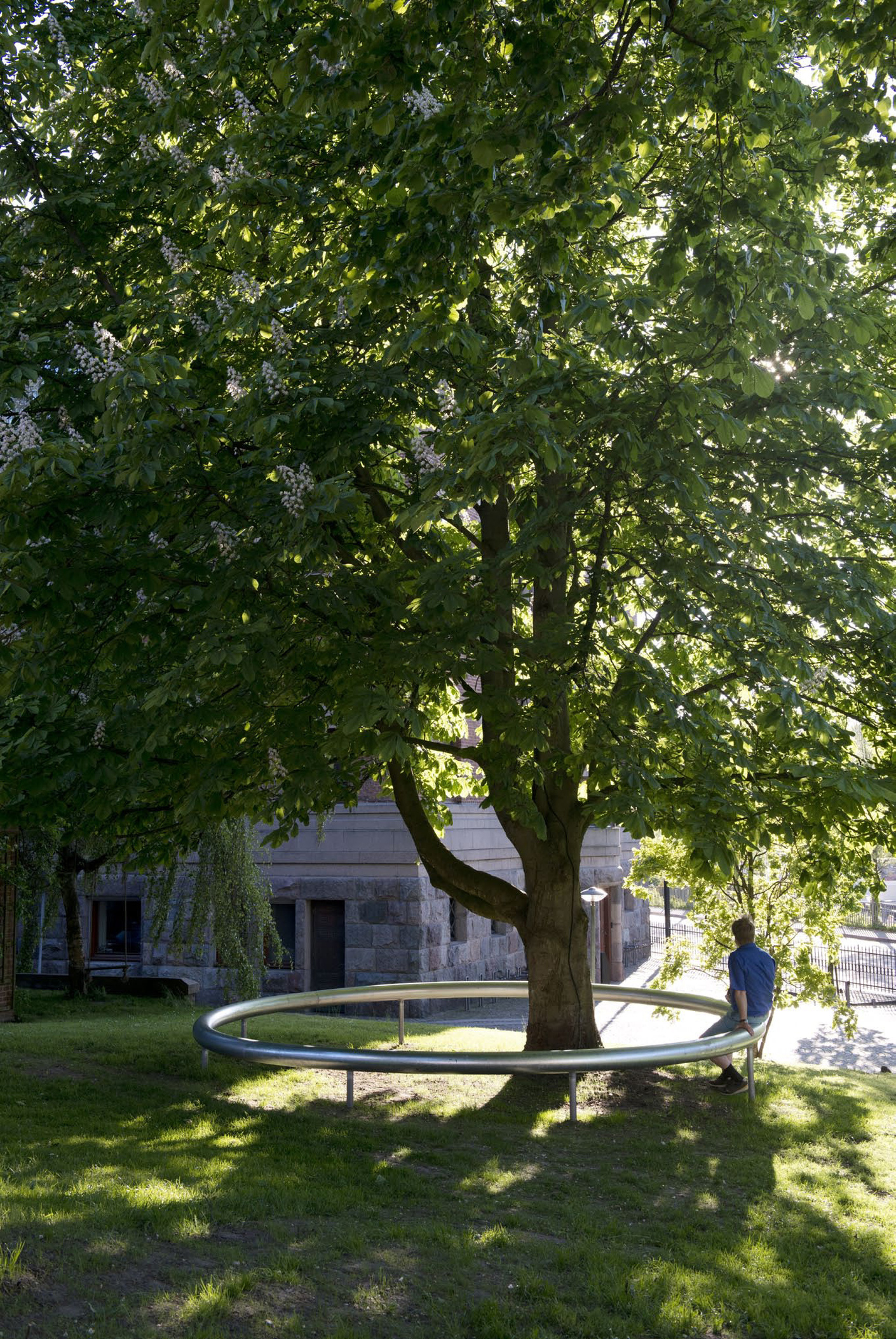 Photo gallery: Bouroullecs' seating circles