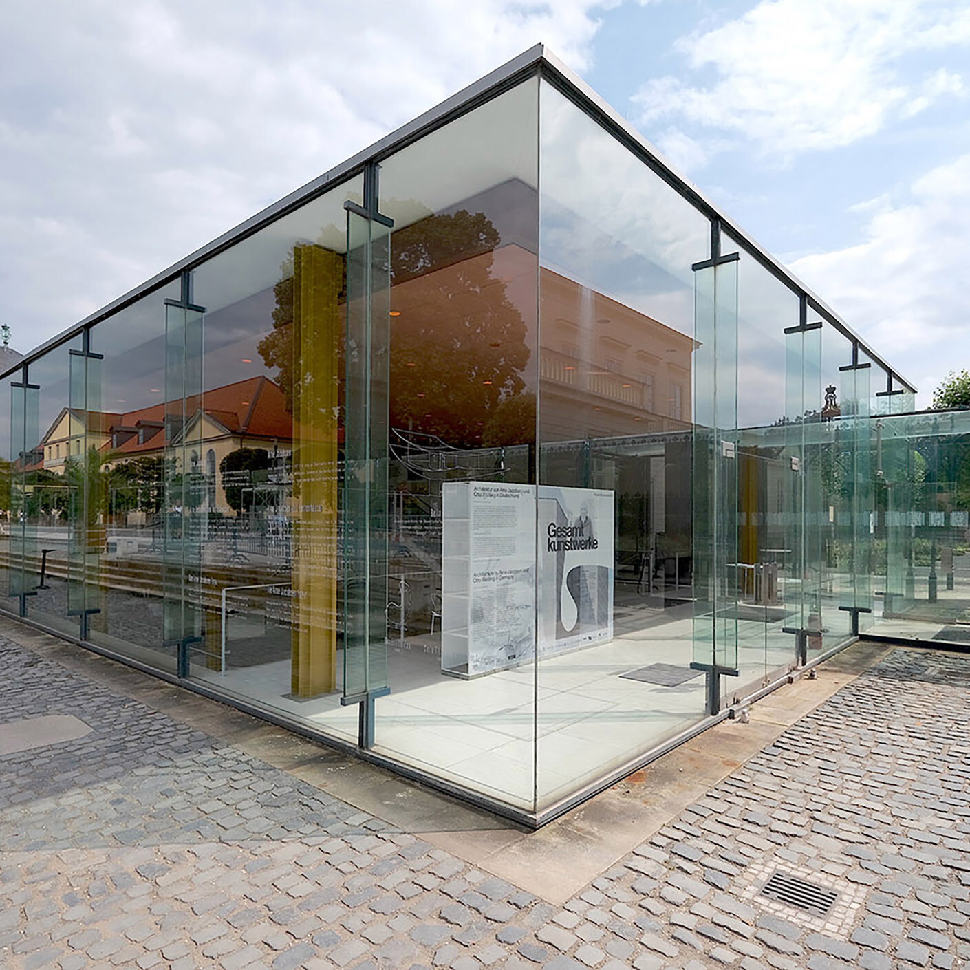 TS Q 1 Gesamtkunstwerke AJF Hannover aussen Jan Dimog thelink berlin stylepark