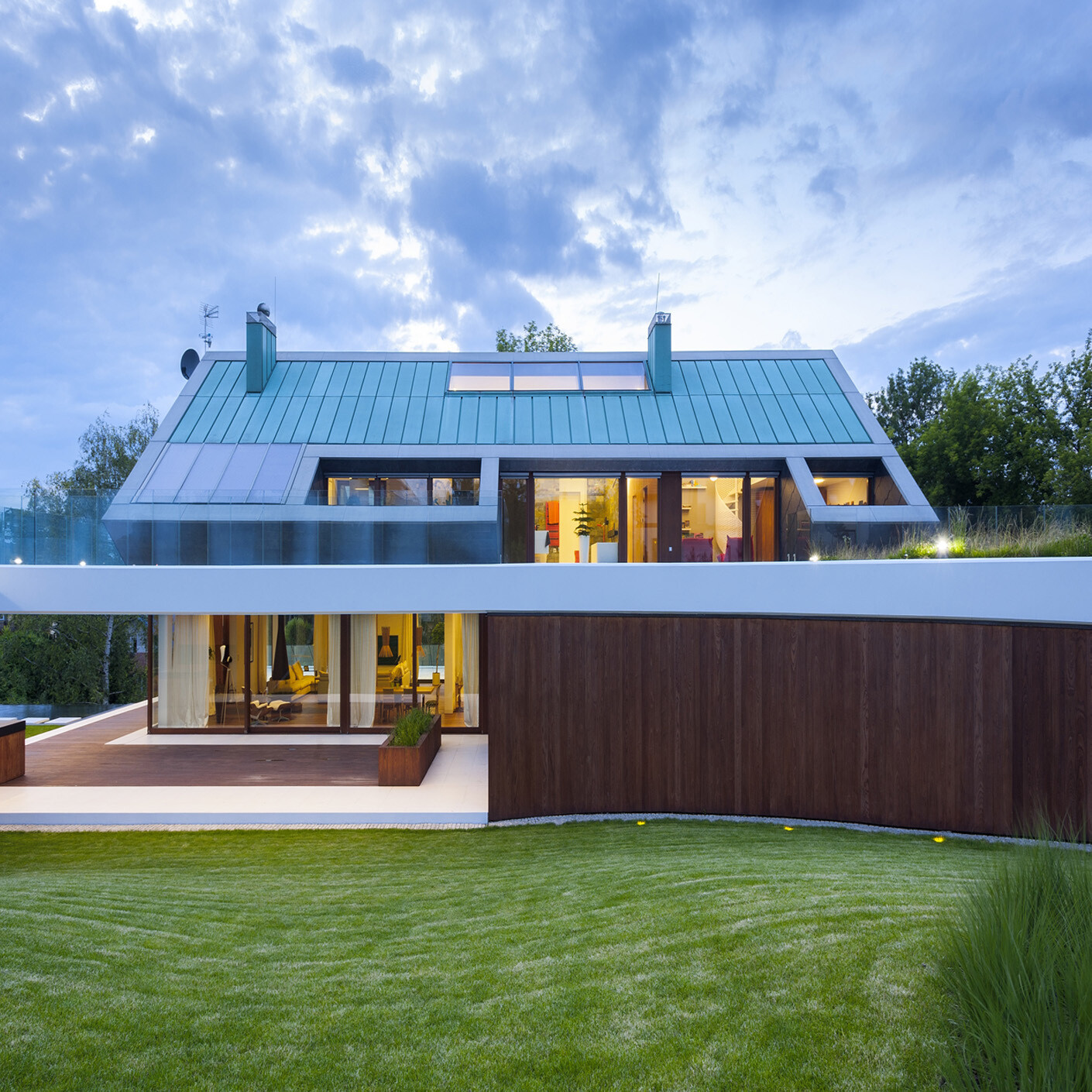 Villa on the edge of an abyss