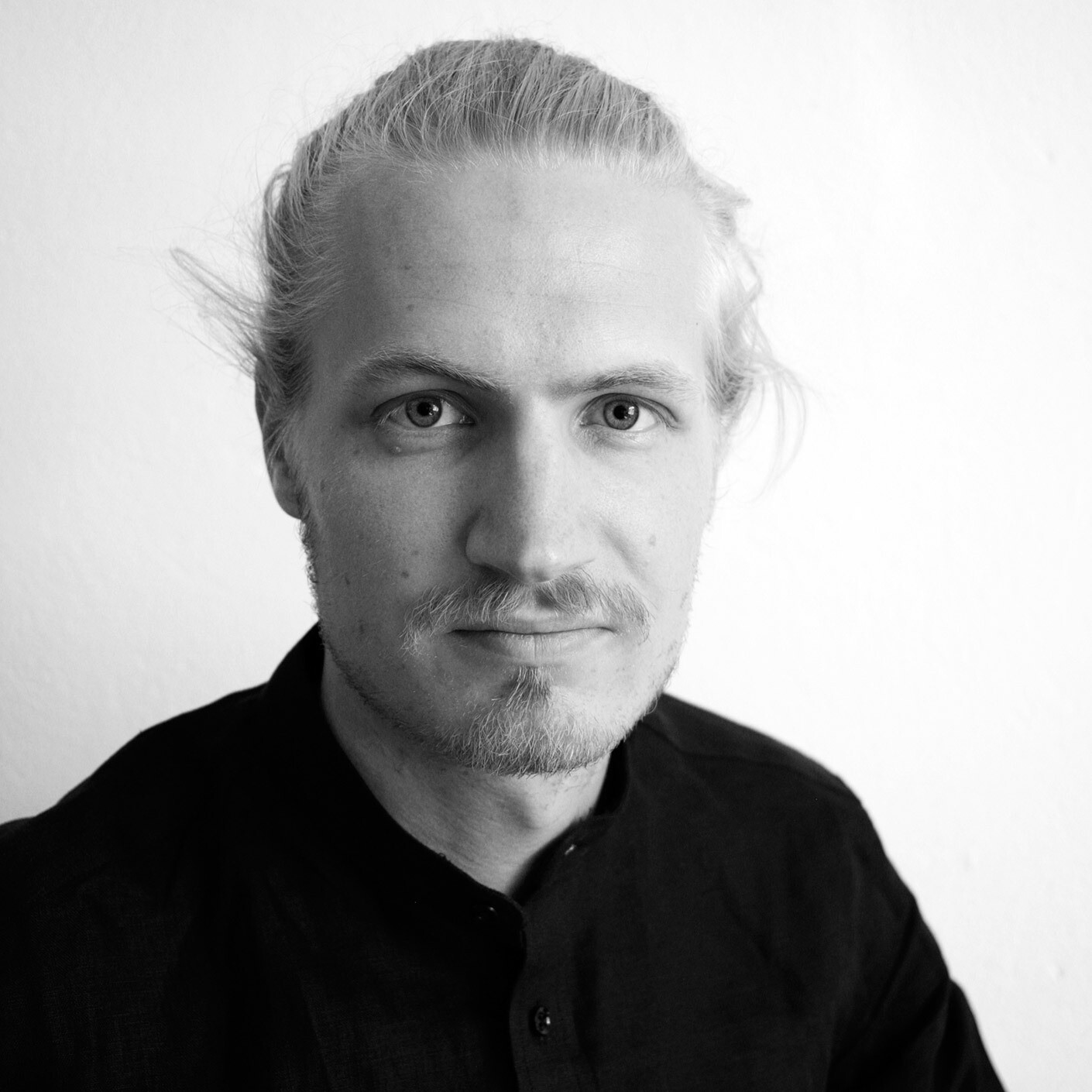 TS Q Hemmo Honkonen RPOFILE01 BW stylepark