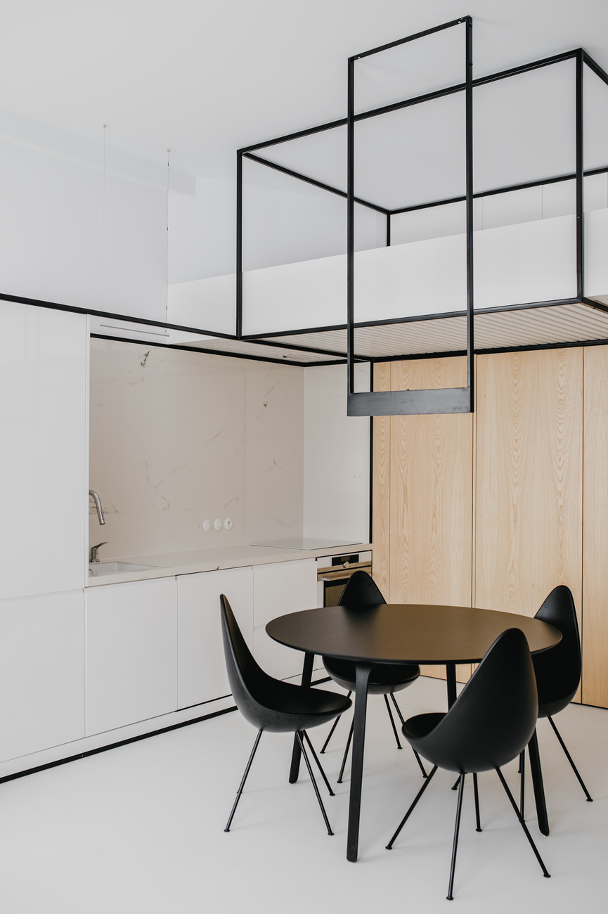 Blick in die Küche des Kleinen Familienapartments