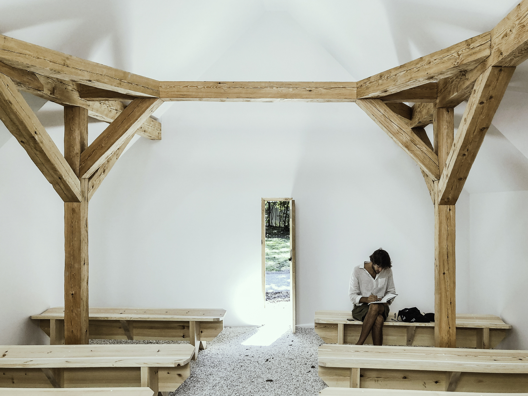 Kapelle von Terunobu Fujimori, Innenraum
