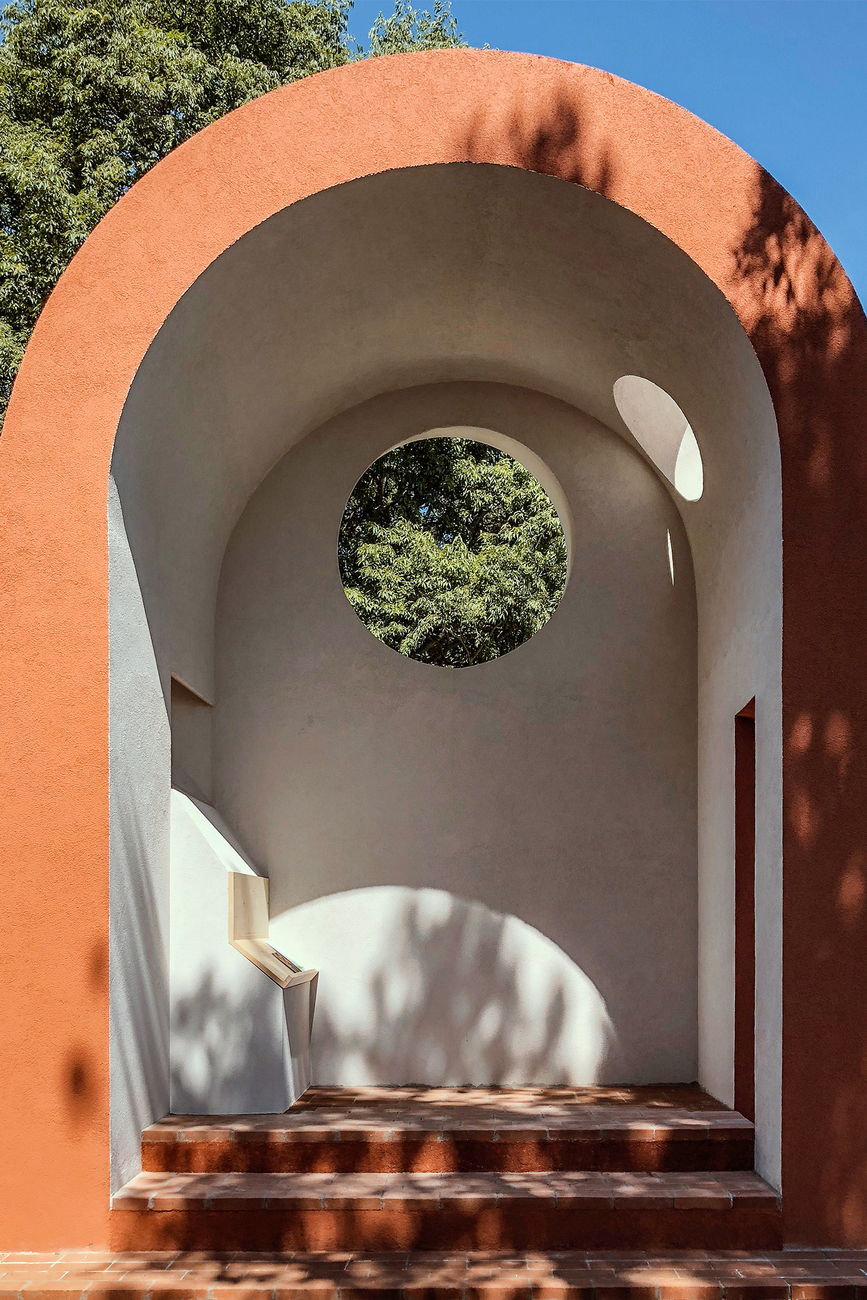 Kapelle von Ricardo Flores und Eva Prats, Altarnische